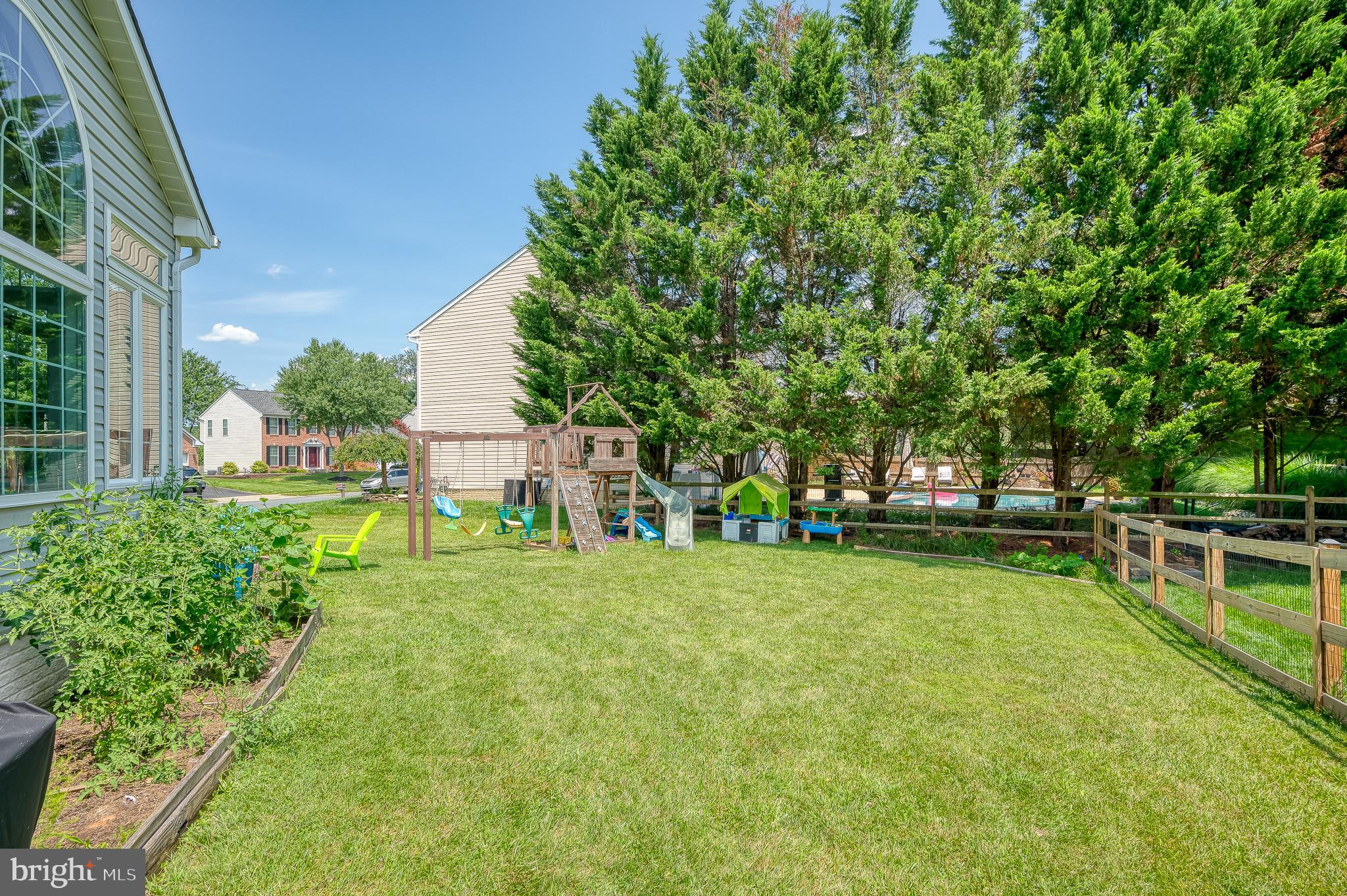 AMYCLAE EAST - Residential