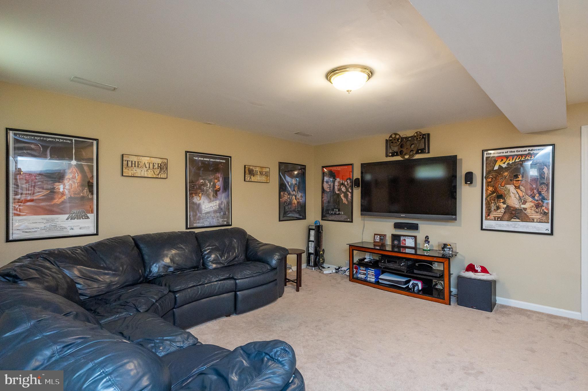 AMYCLAE EAST - Residential