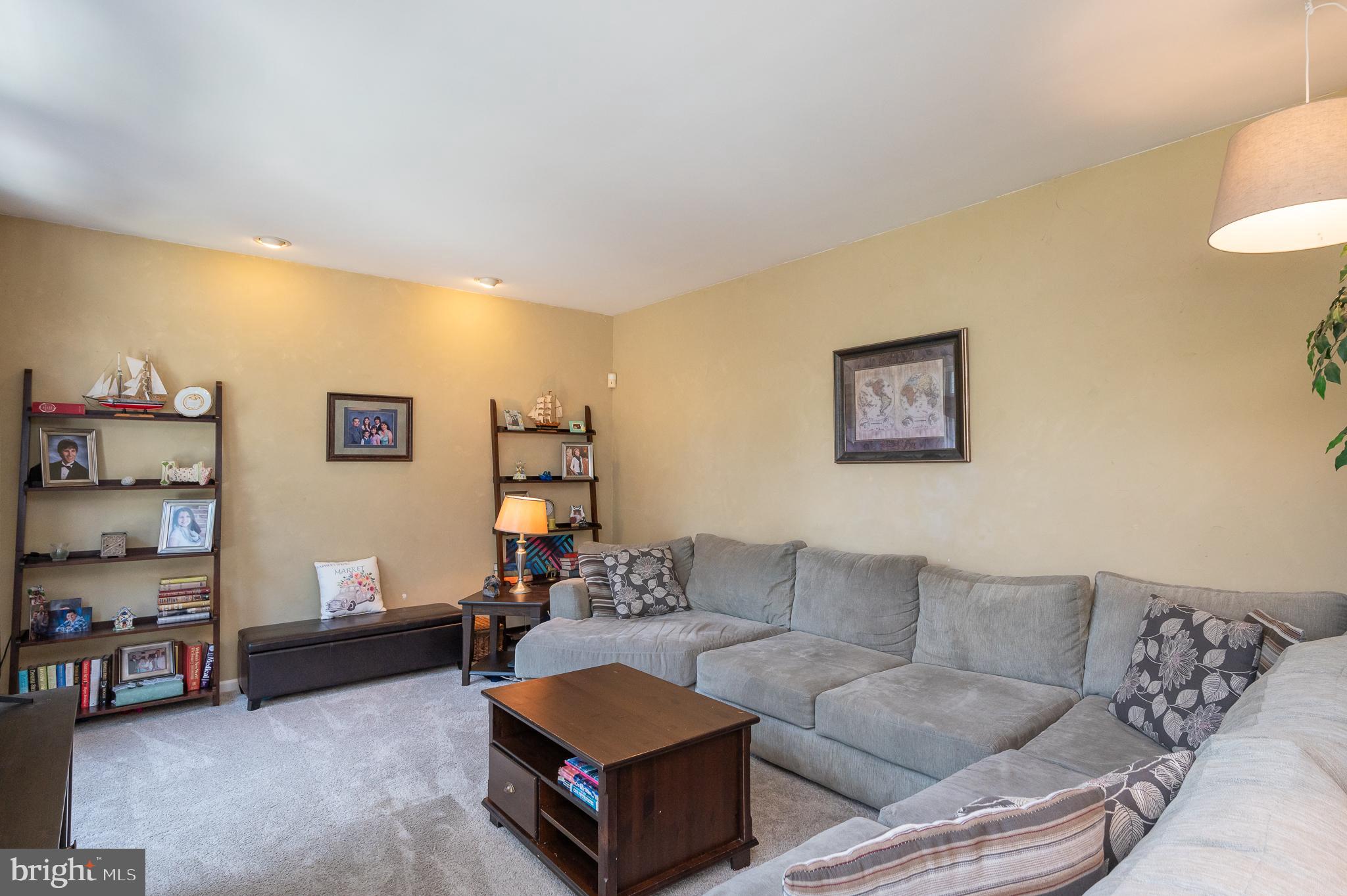 AMYCLAE EAST - Residential