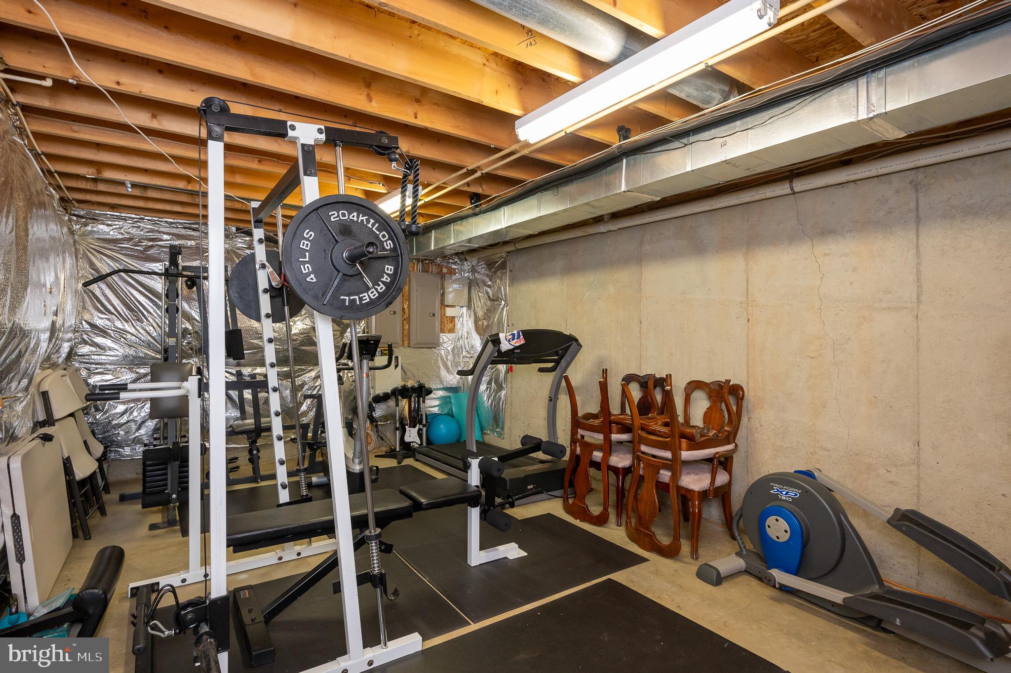 AMYCLAE EAST - Residential