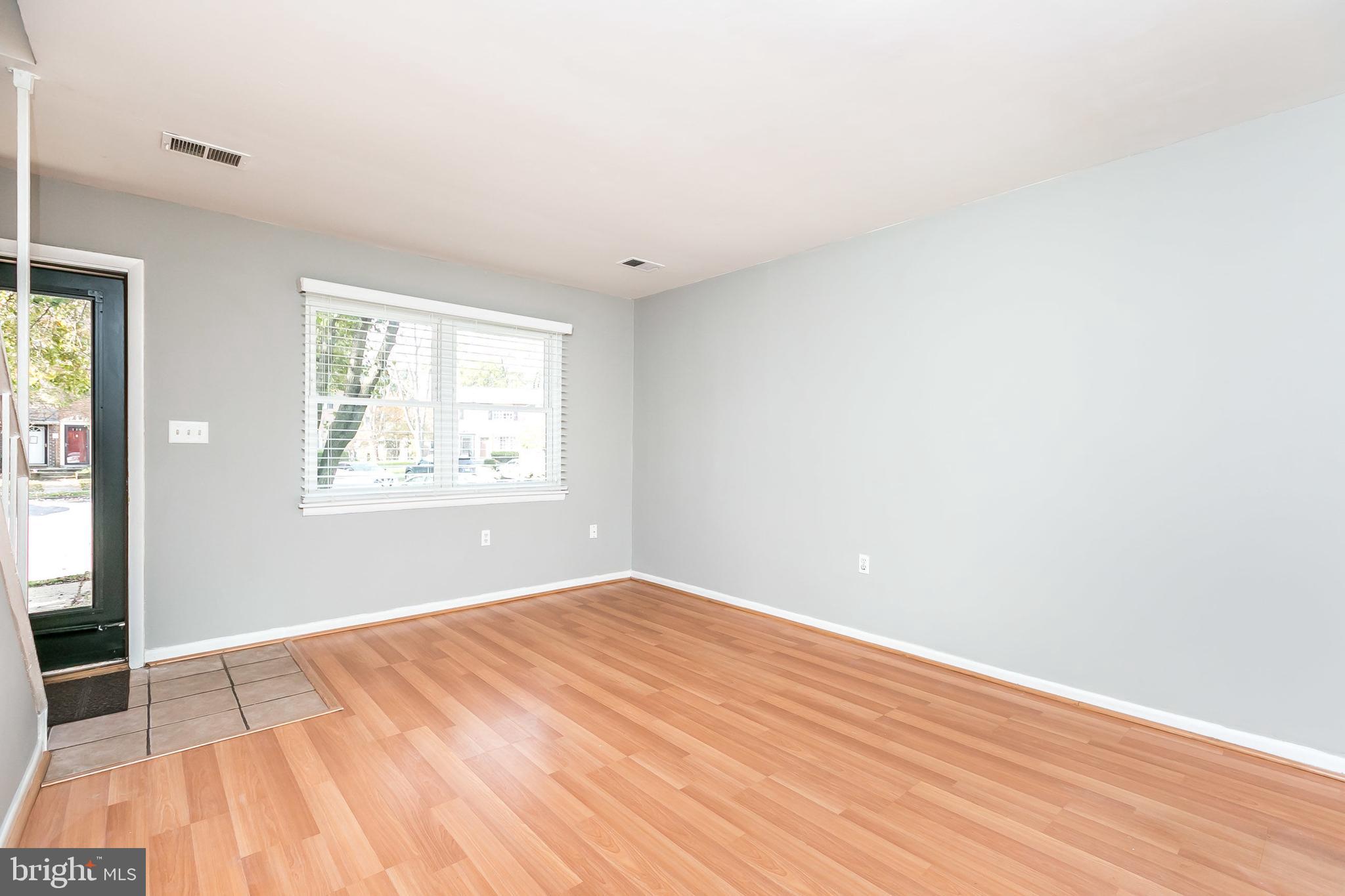 SUSSEX SQUARE CONDO - Residential