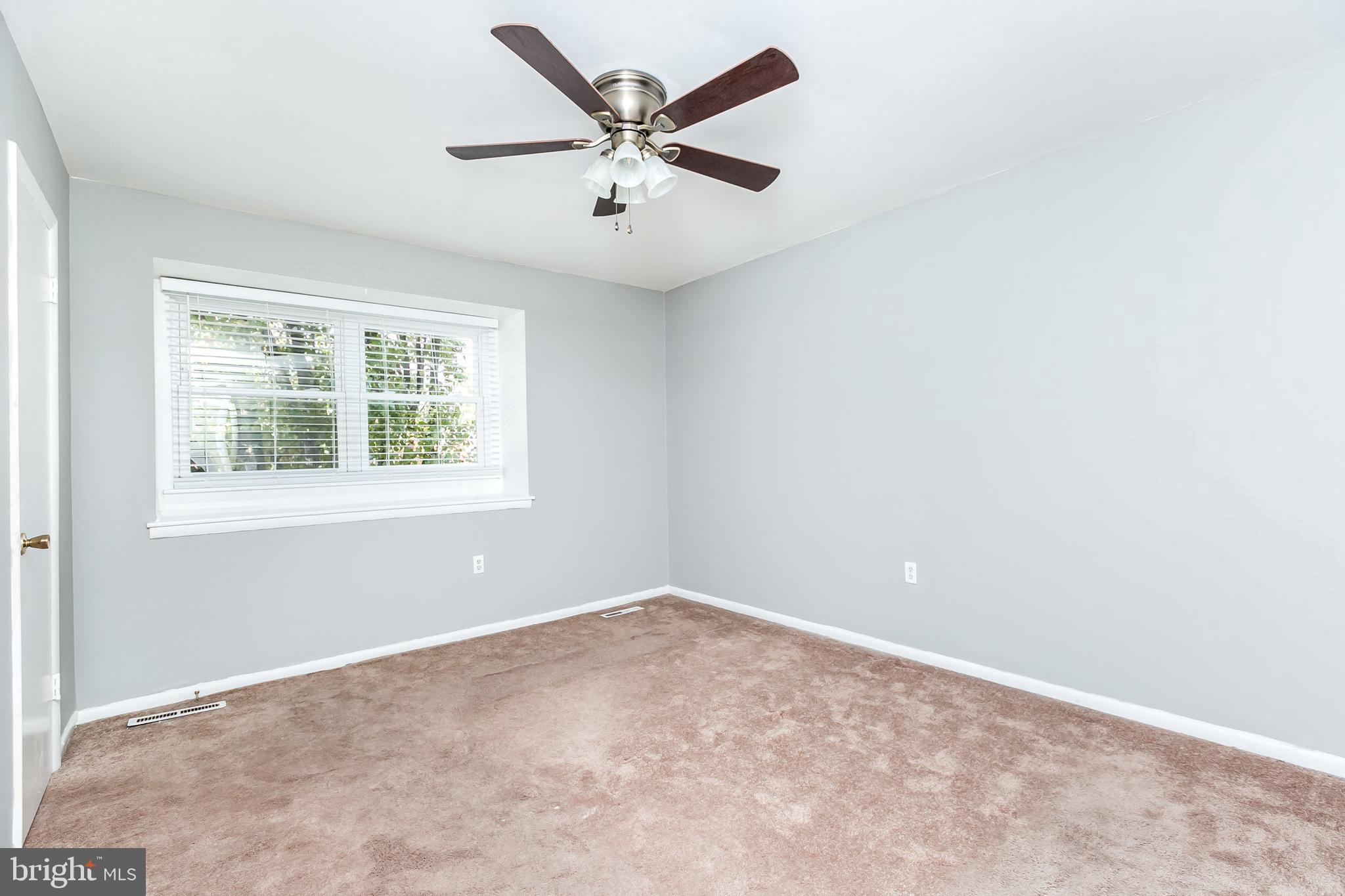 SUSSEX SQUARE CONDO - Residential