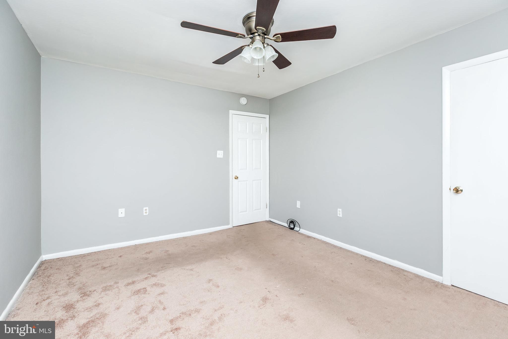 SUSSEX SQUARE CONDO - Residential