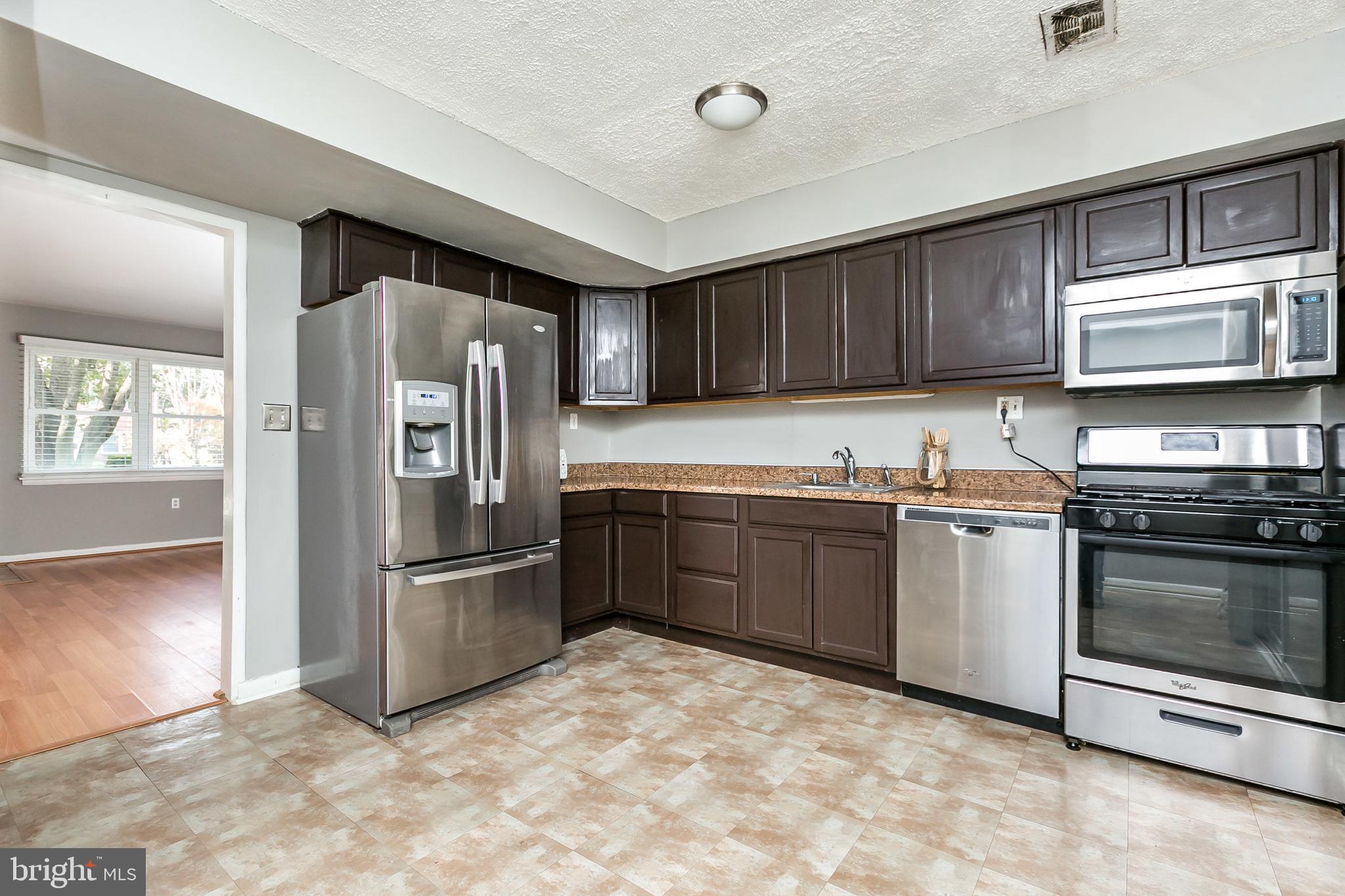 SUSSEX SQUARE CONDO - Residential