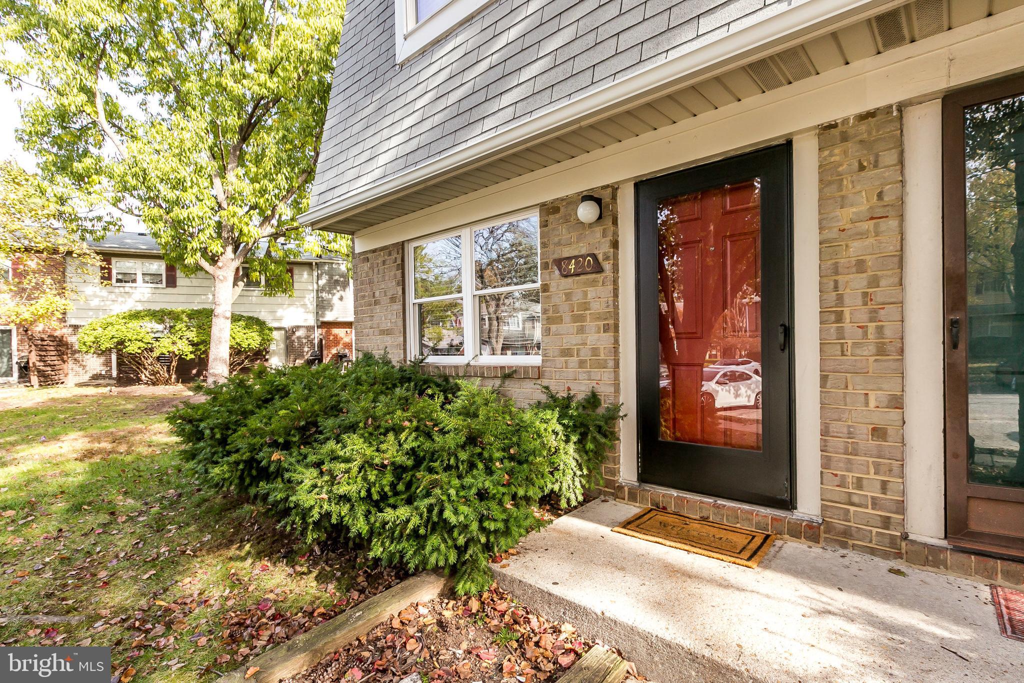 SUSSEX SQUARE CONDO - Residential