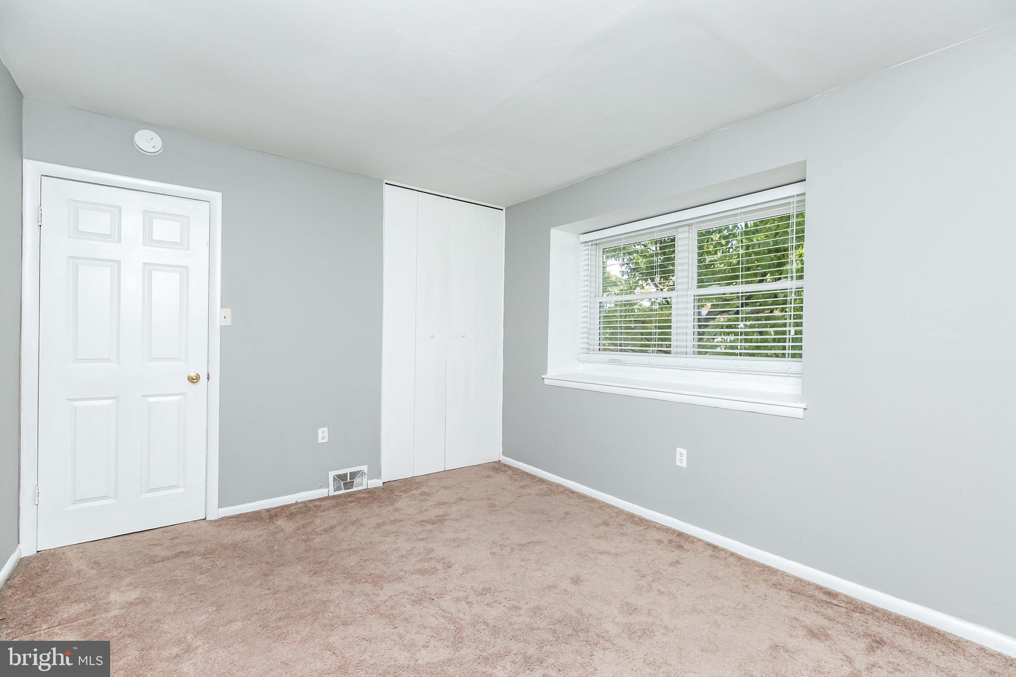 SUSSEX SQUARE CONDO - Residential