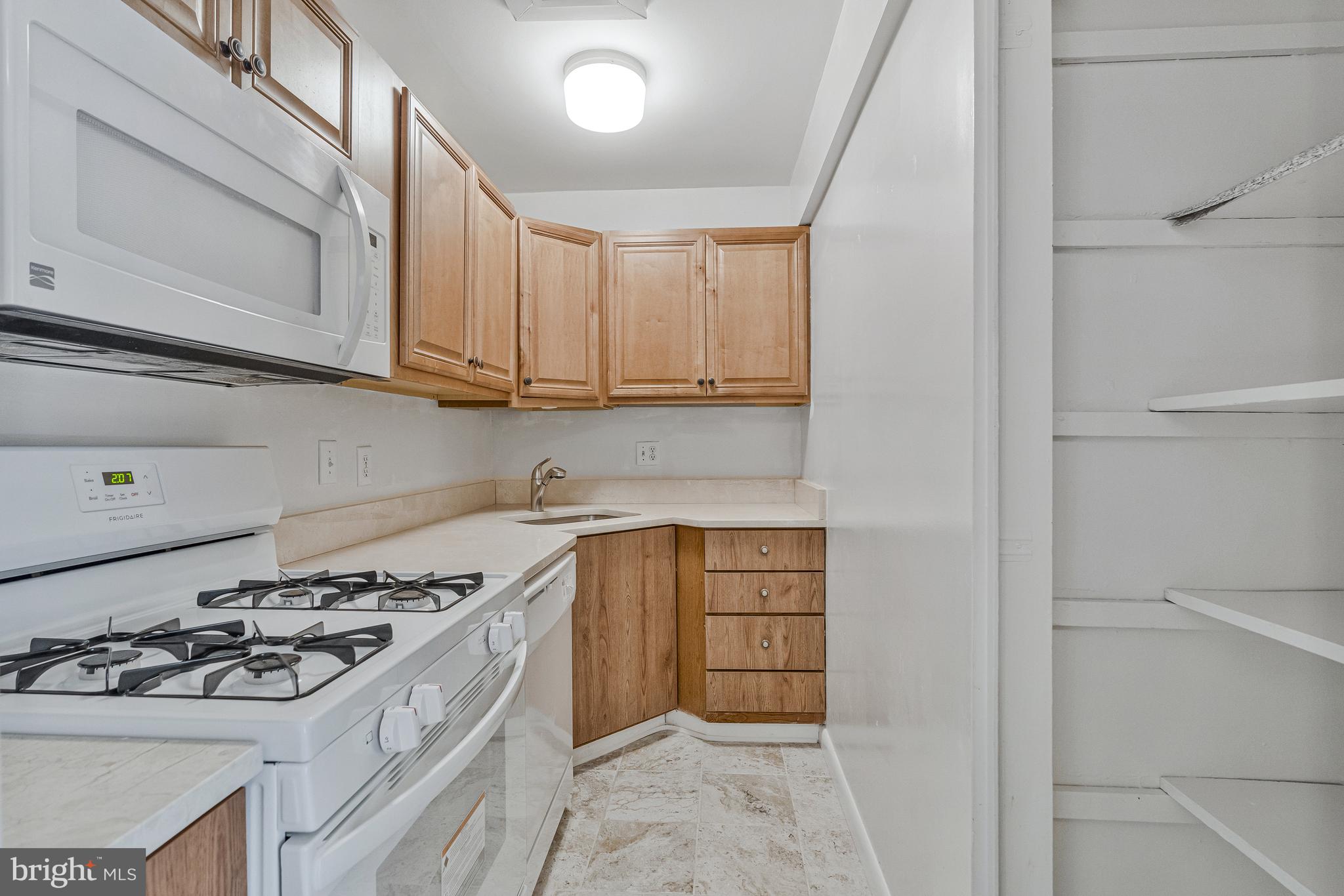 PARK TERRACE - Residential