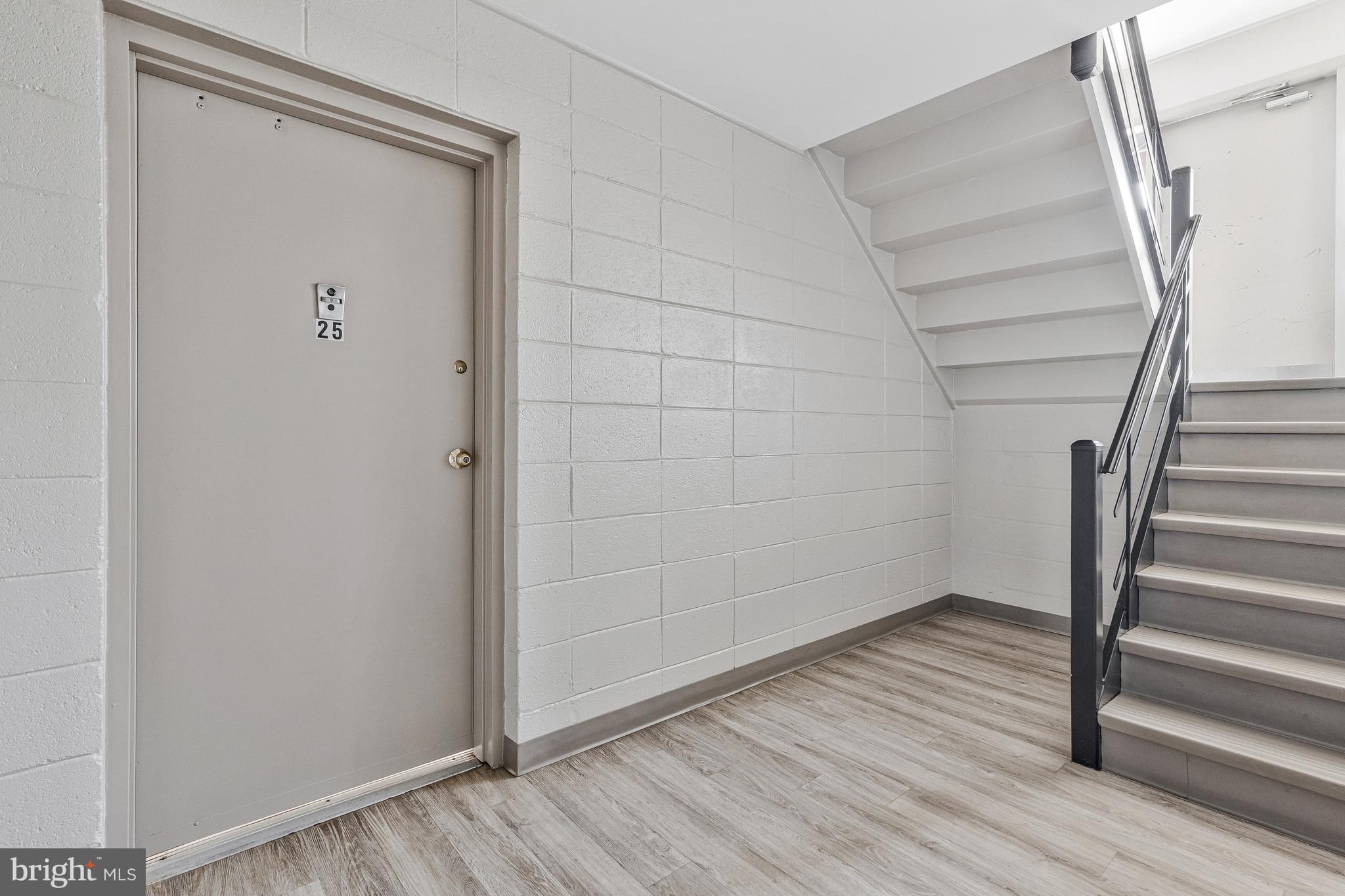 204 PARK TERRACE COURT SE 25