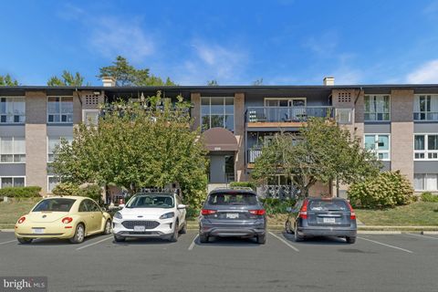 204 PARK TERRACE COURT SE 25 VIENNA VA 22180