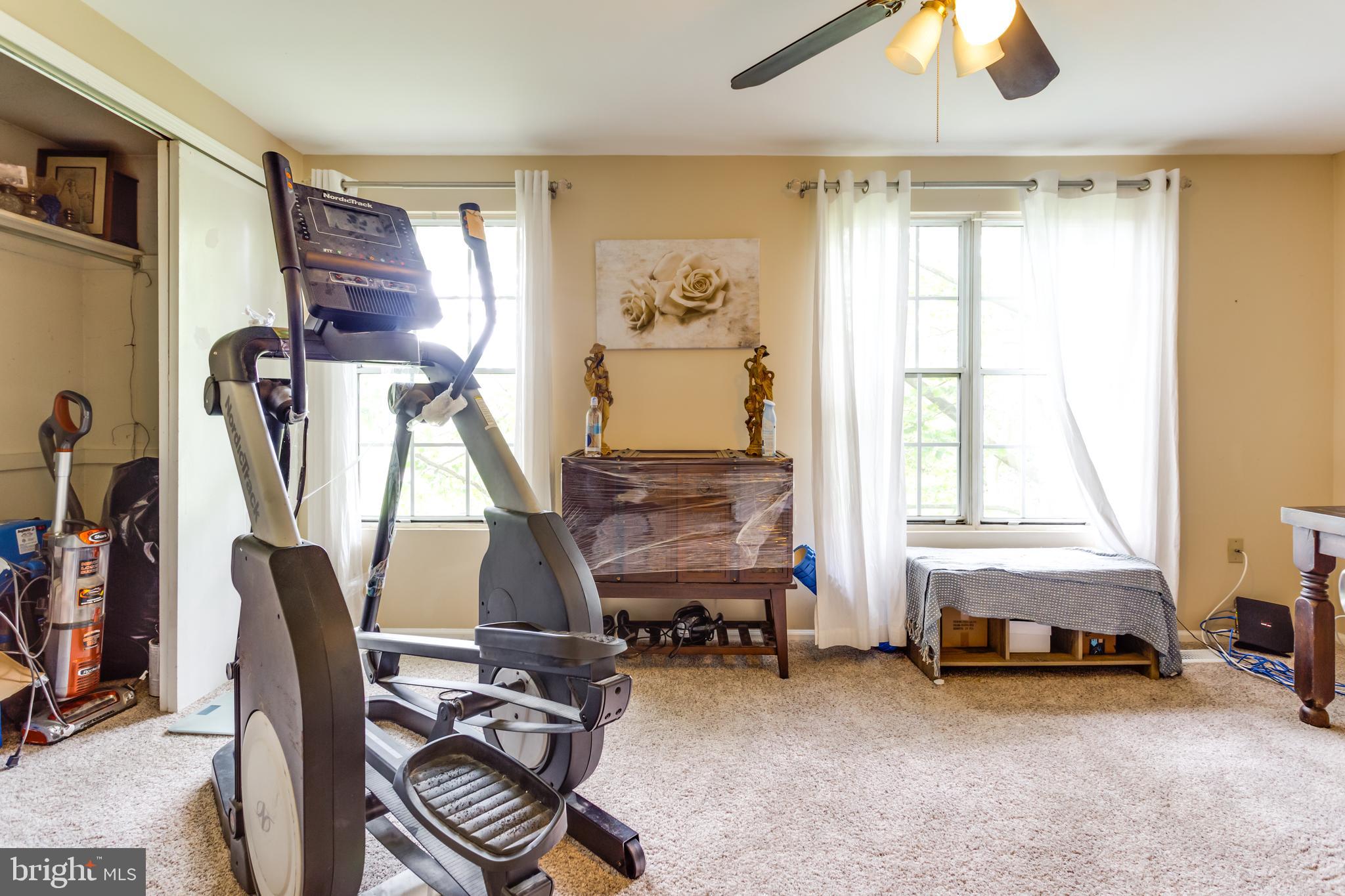 LANCASTER - Residential