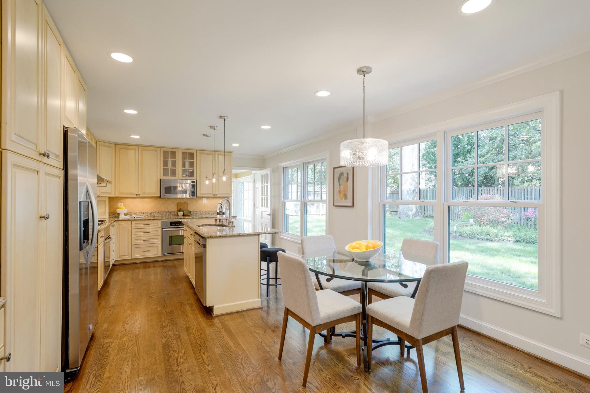 KENWOOD PARK - Residential