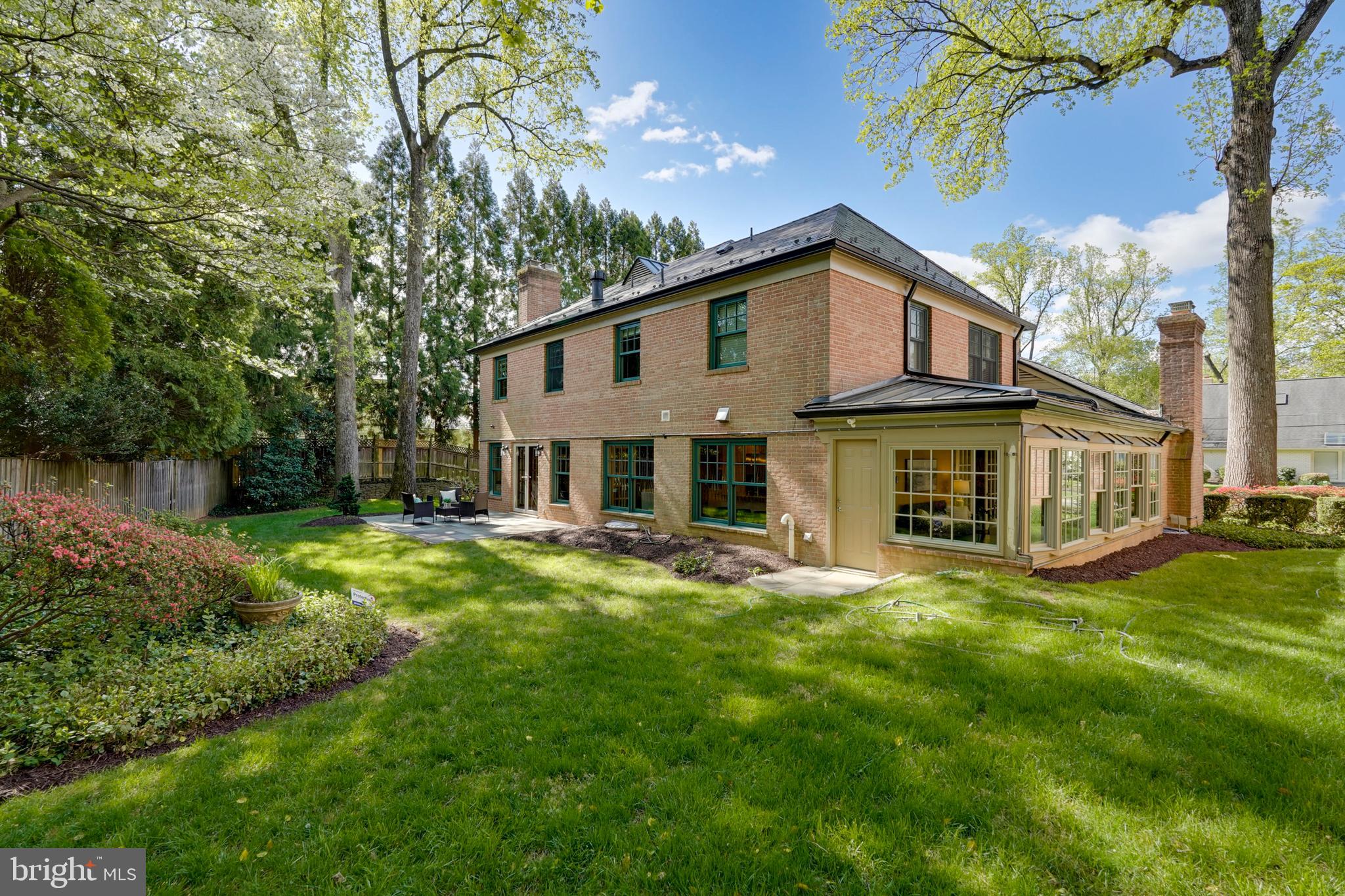 KENWOOD PARK - Residential