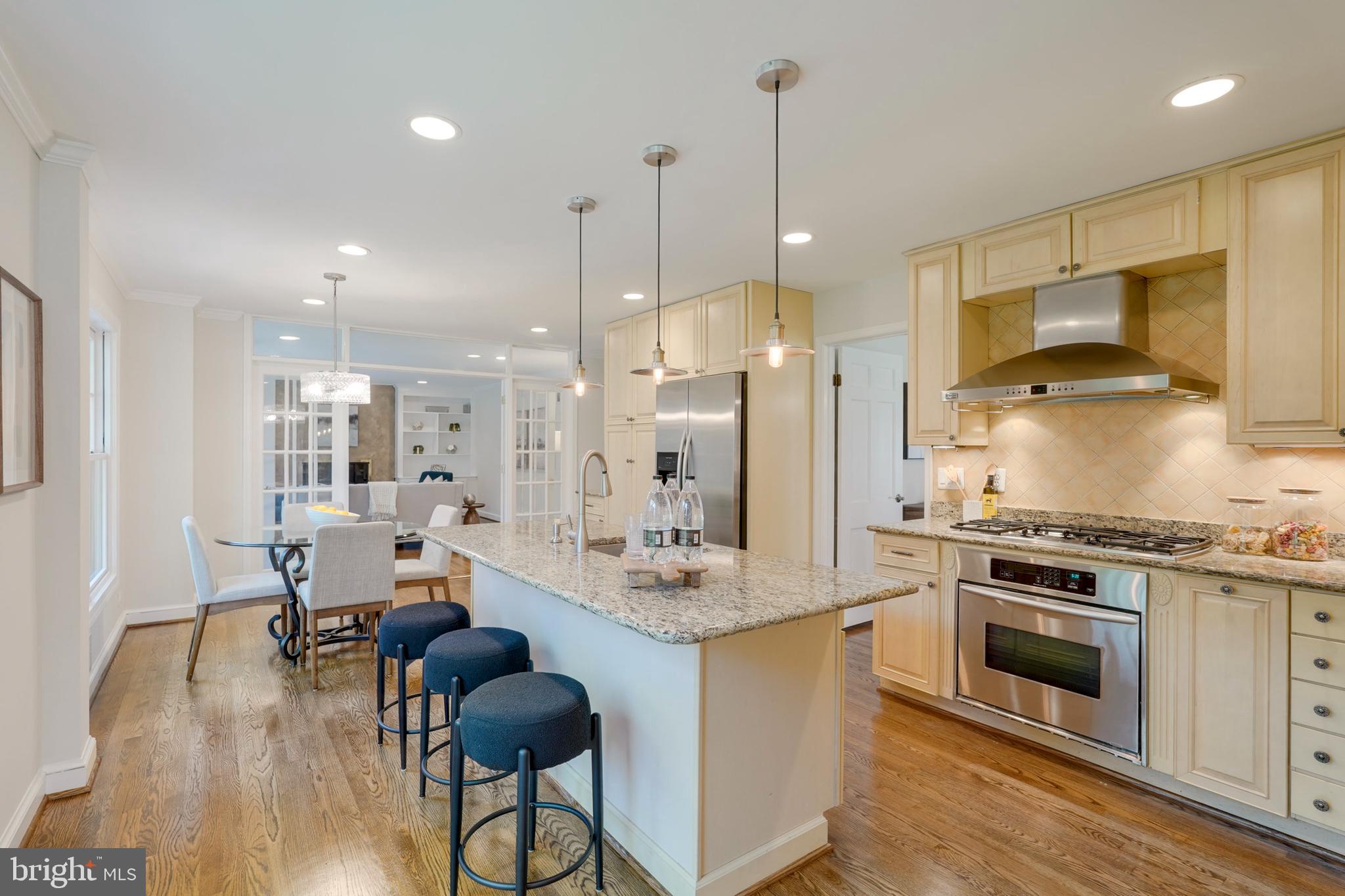 KENWOOD PARK - Residential