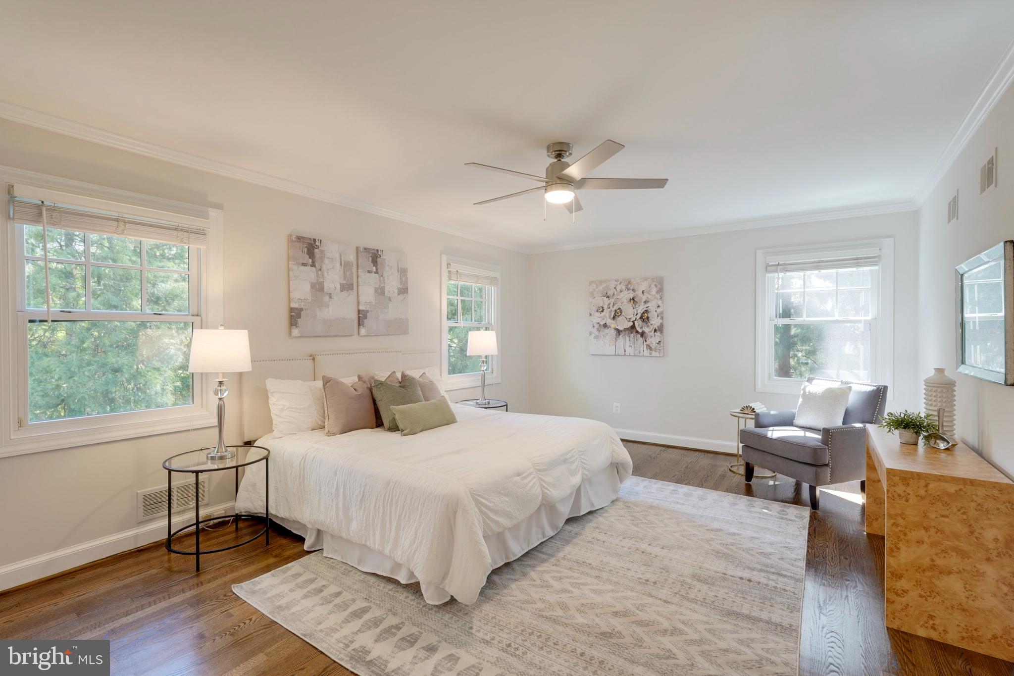 KENWOOD PARK - Residential