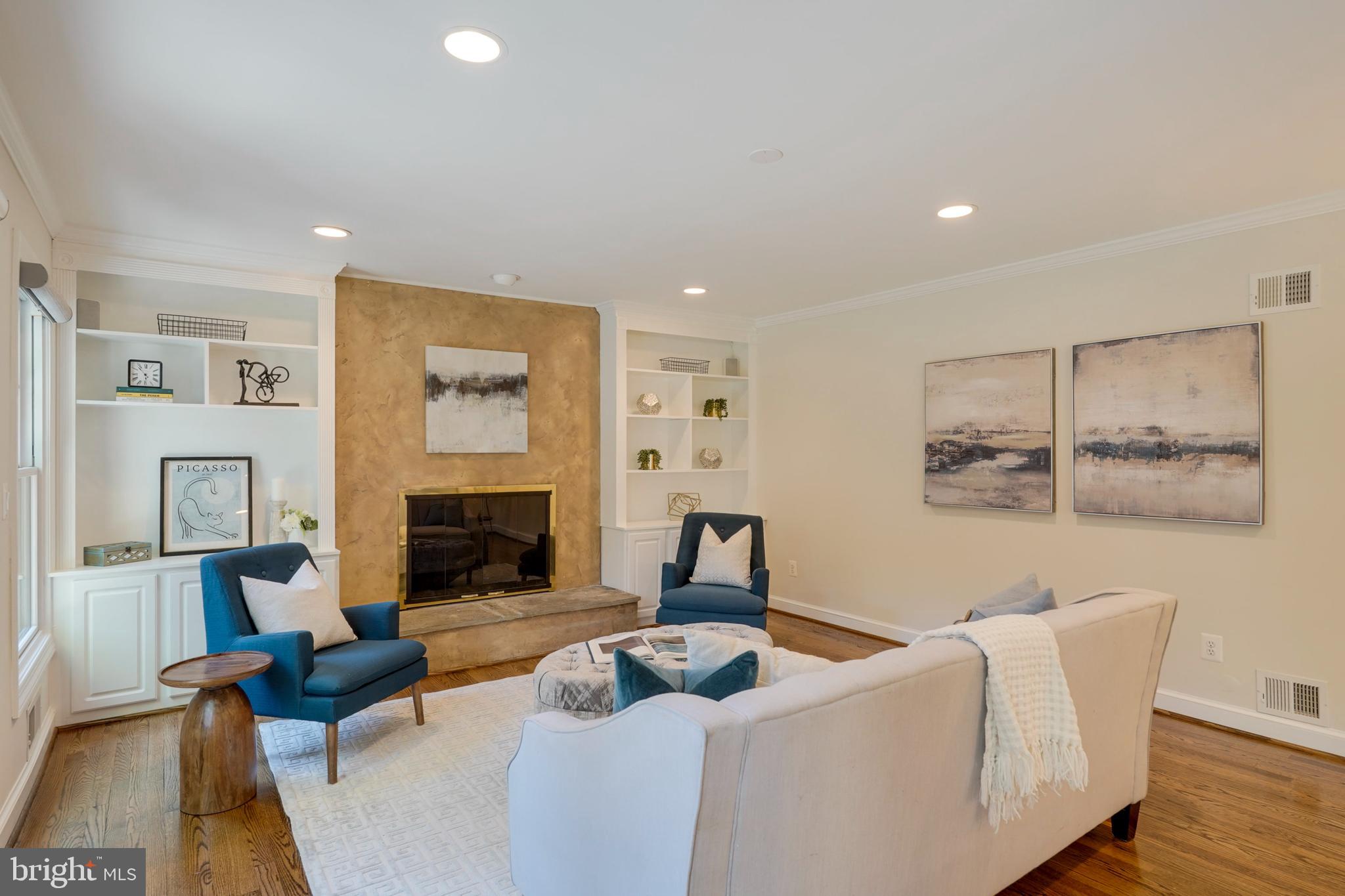 KENWOOD PARK - Residential