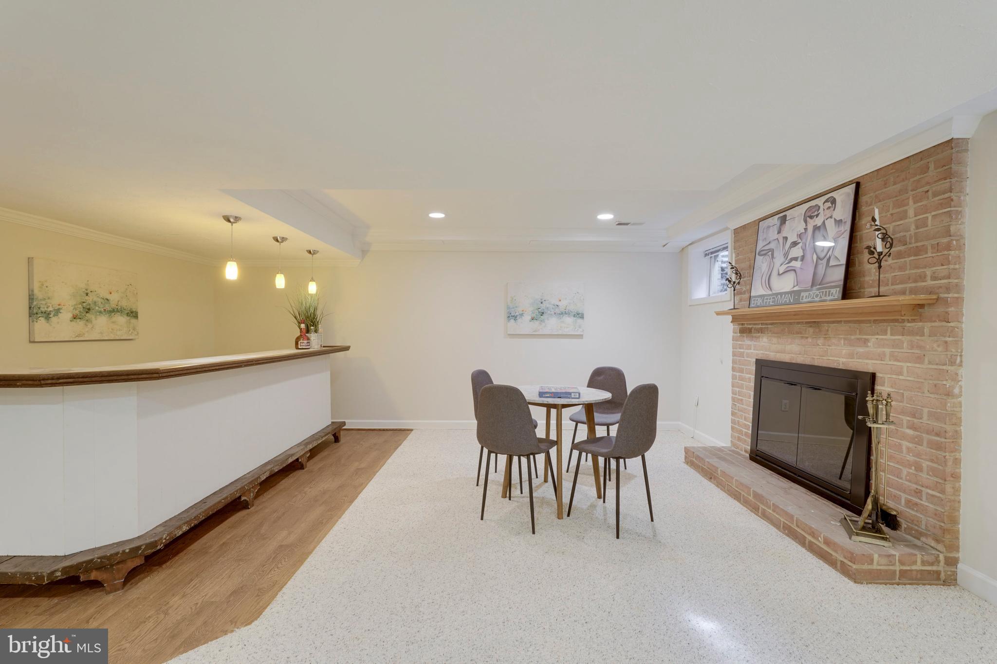 KENWOOD PARK - Residential