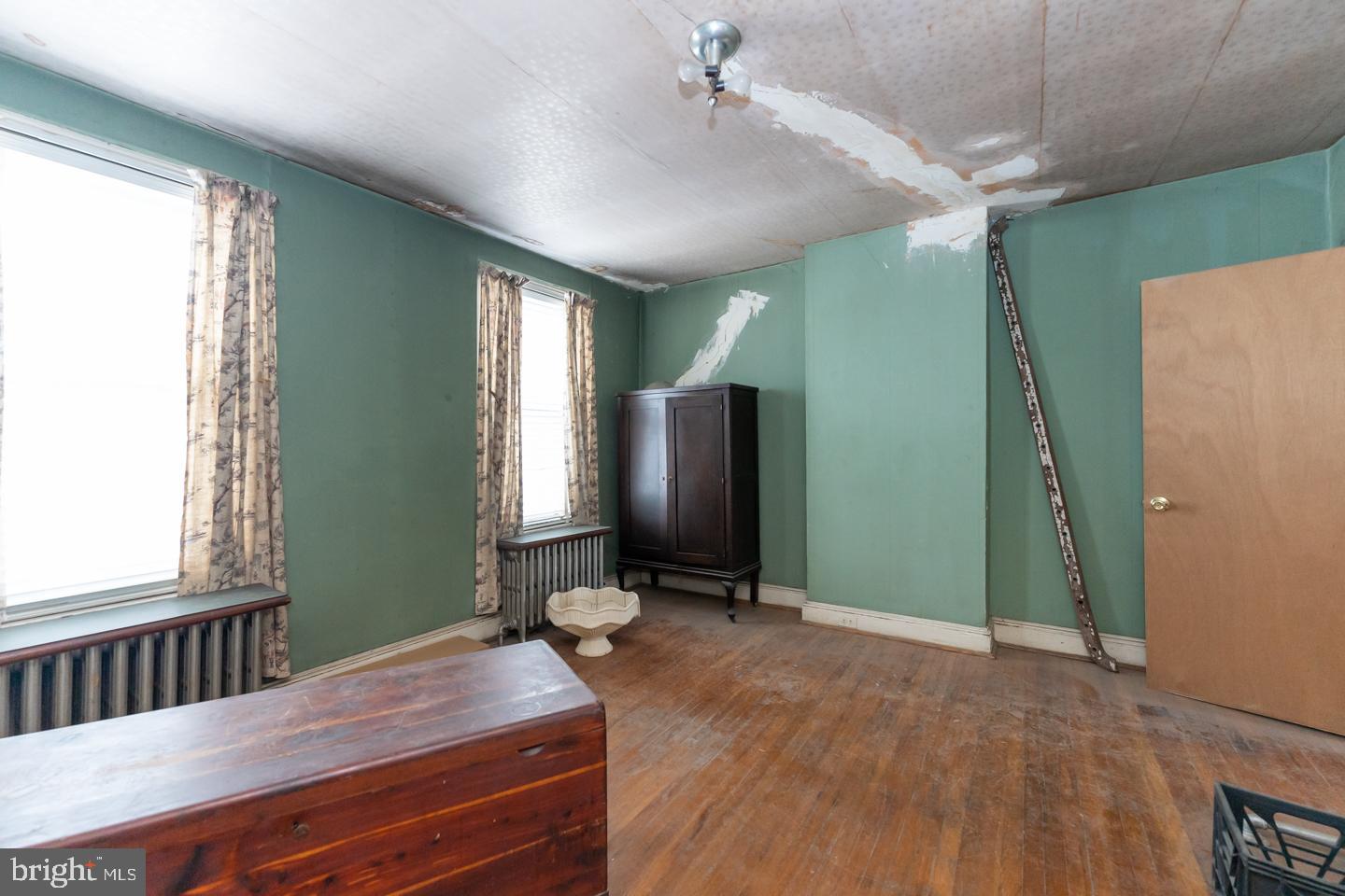PASSYUNK SQUARE - Residential
