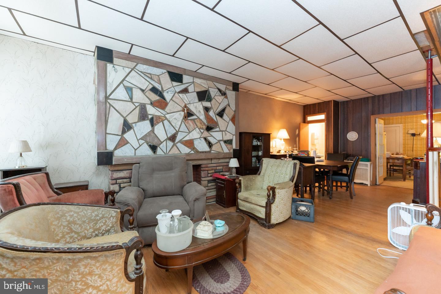 PASSYUNK SQUARE - Residential
