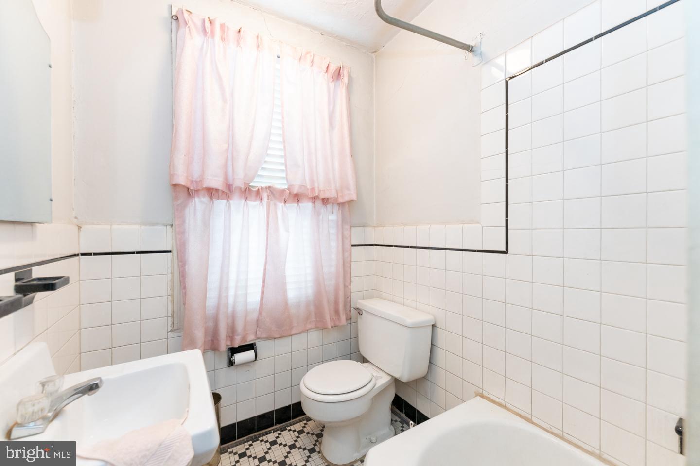 PASSYUNK SQUARE - Residential