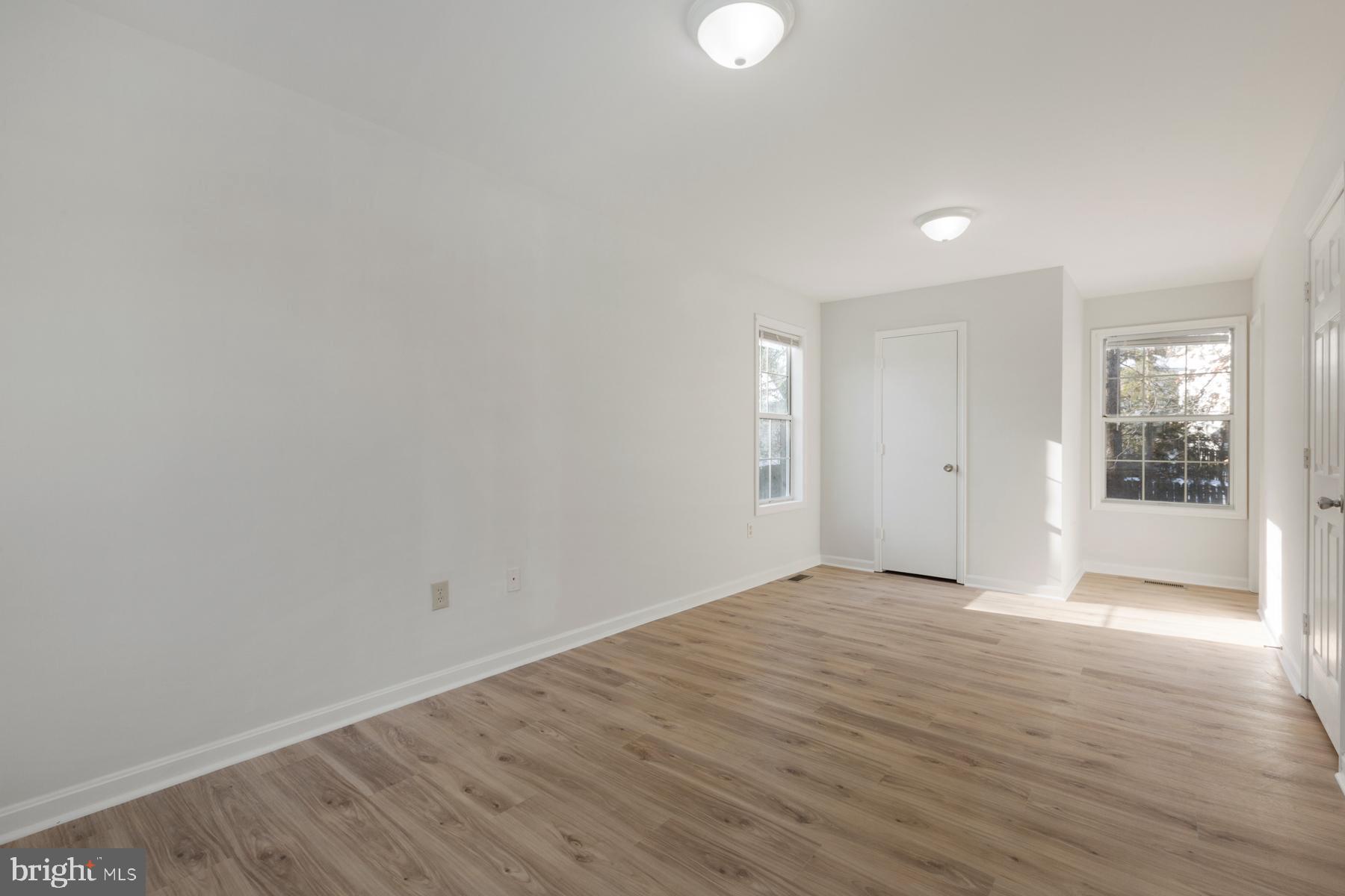 DEVON GREEN - Residential