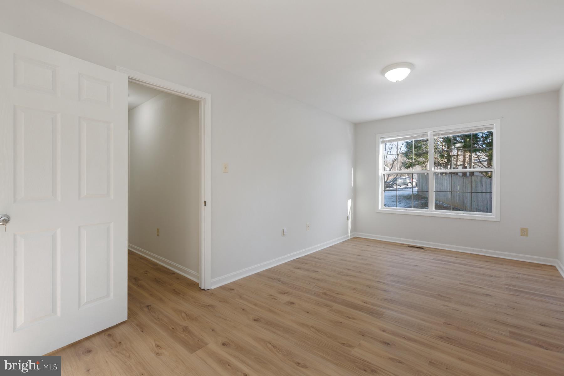 DEVON GREEN - Residential