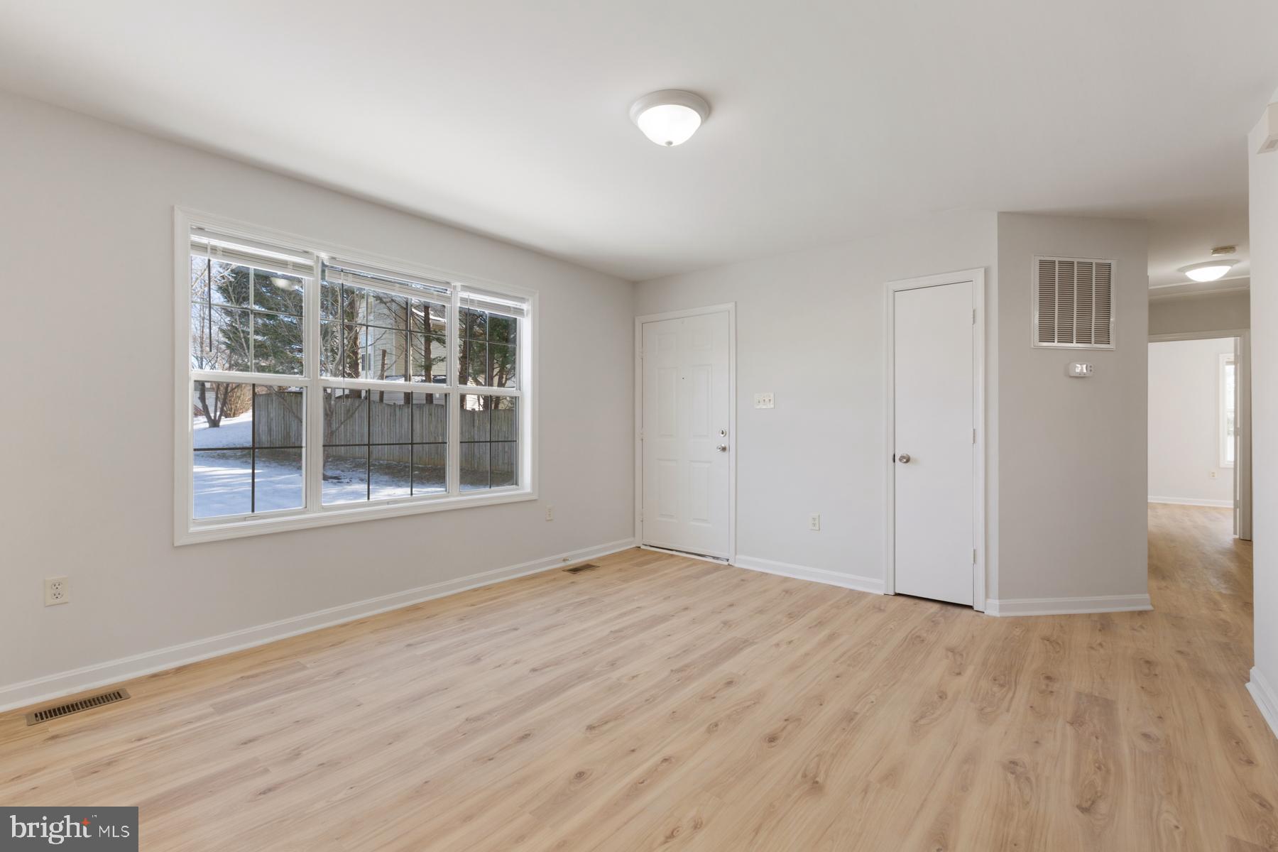 DEVON GREEN - Residential