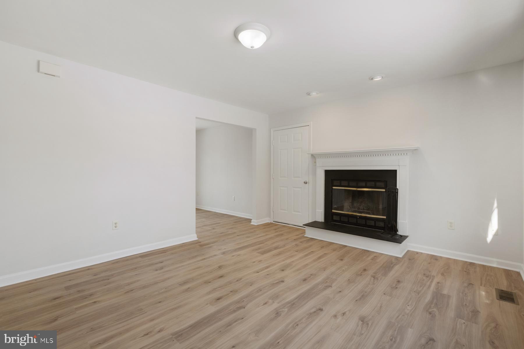 DEVON GREEN - Residential