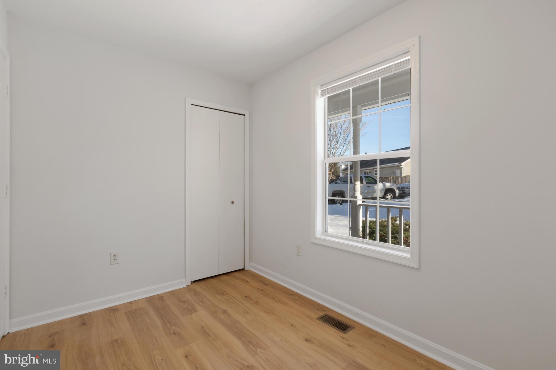 DEVON GREEN - Residential