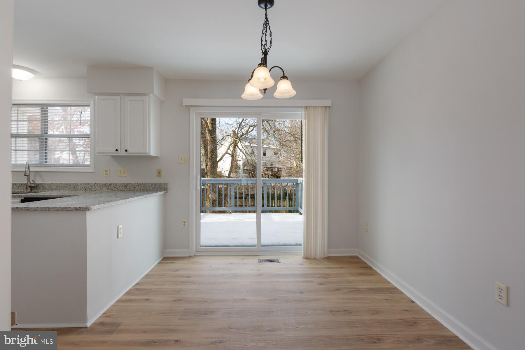 DEVON GREEN - Residential