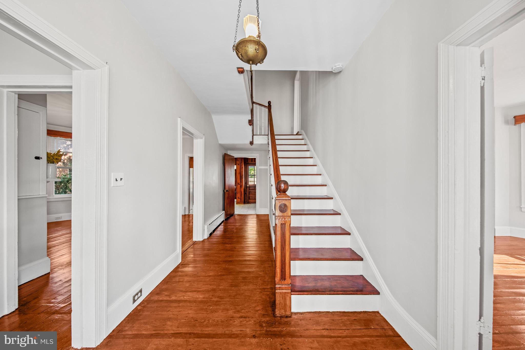 817 LOCUST STREET