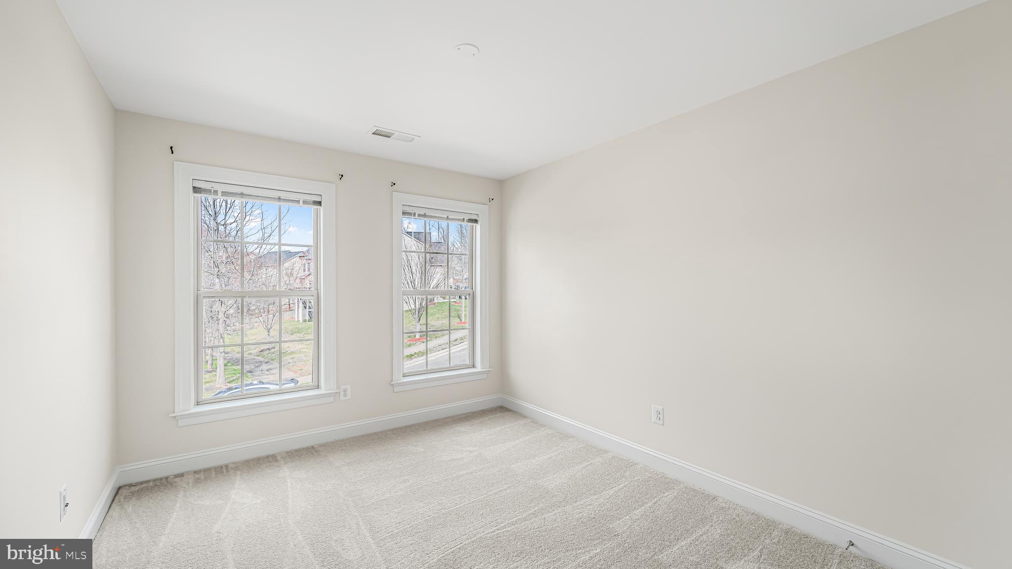 LIBERTY MANOR - Residential