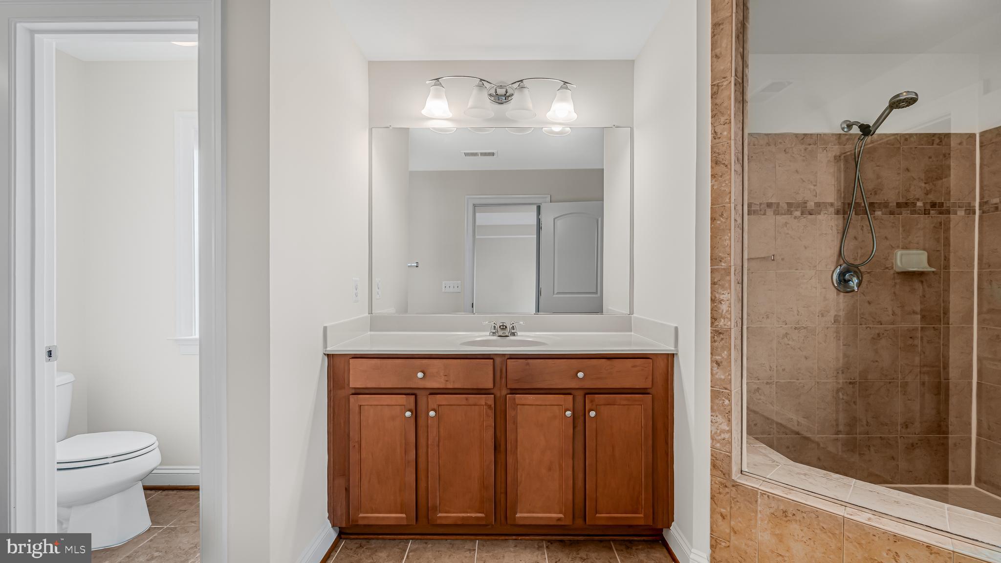 LIBERTY MANOR - Residential