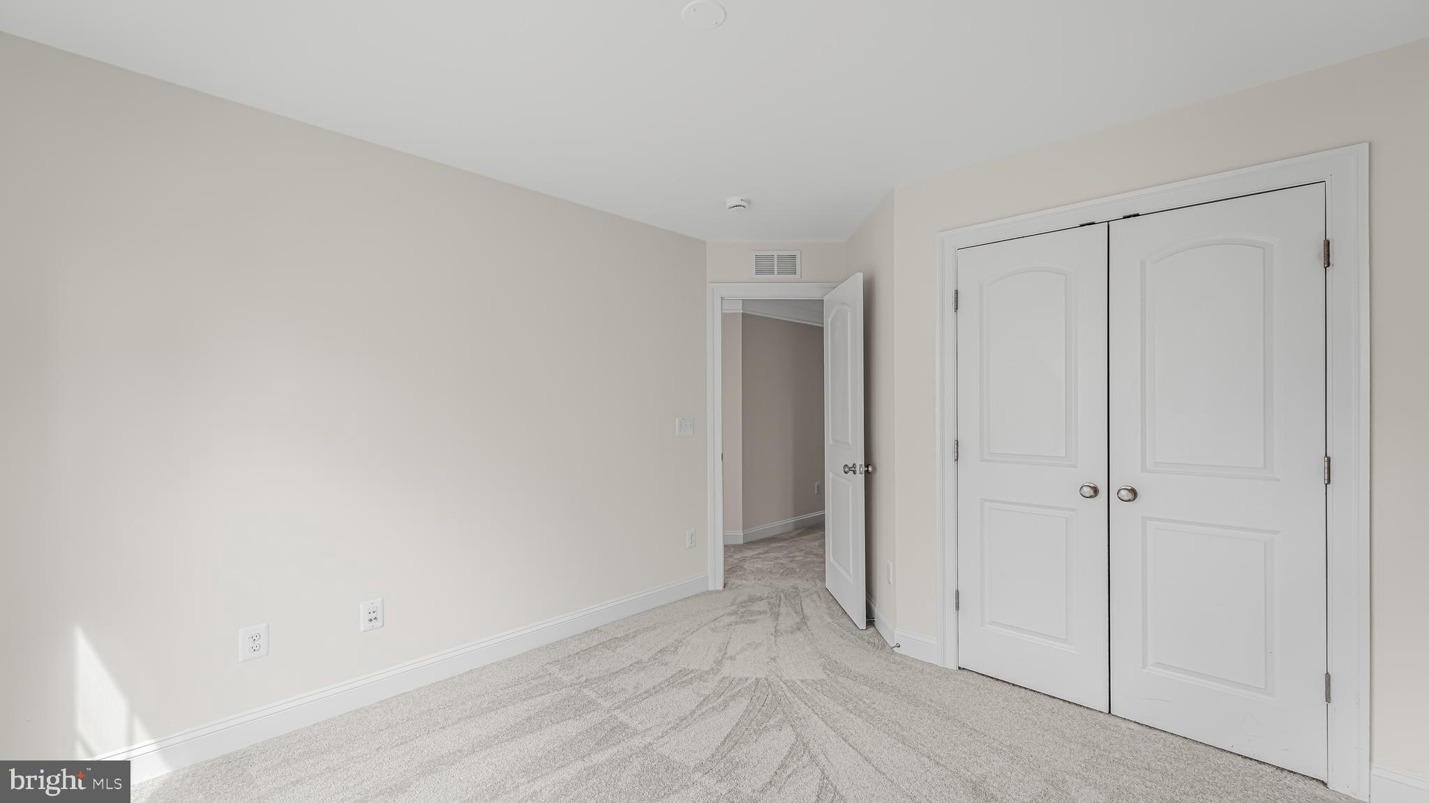 LIBERTY MANOR - Residential