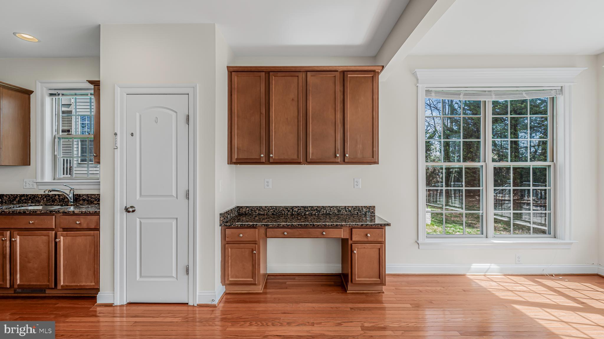 LIBERTY MANOR - Residential