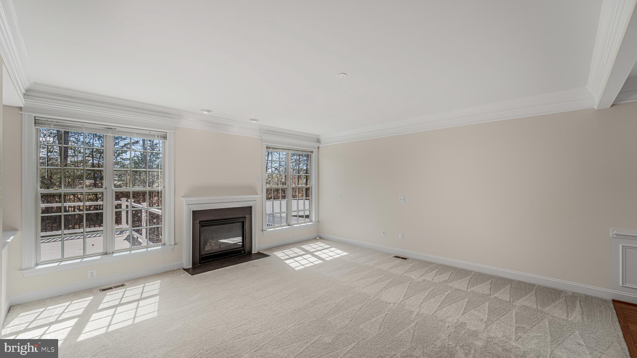 LIBERTY MANOR - Residential