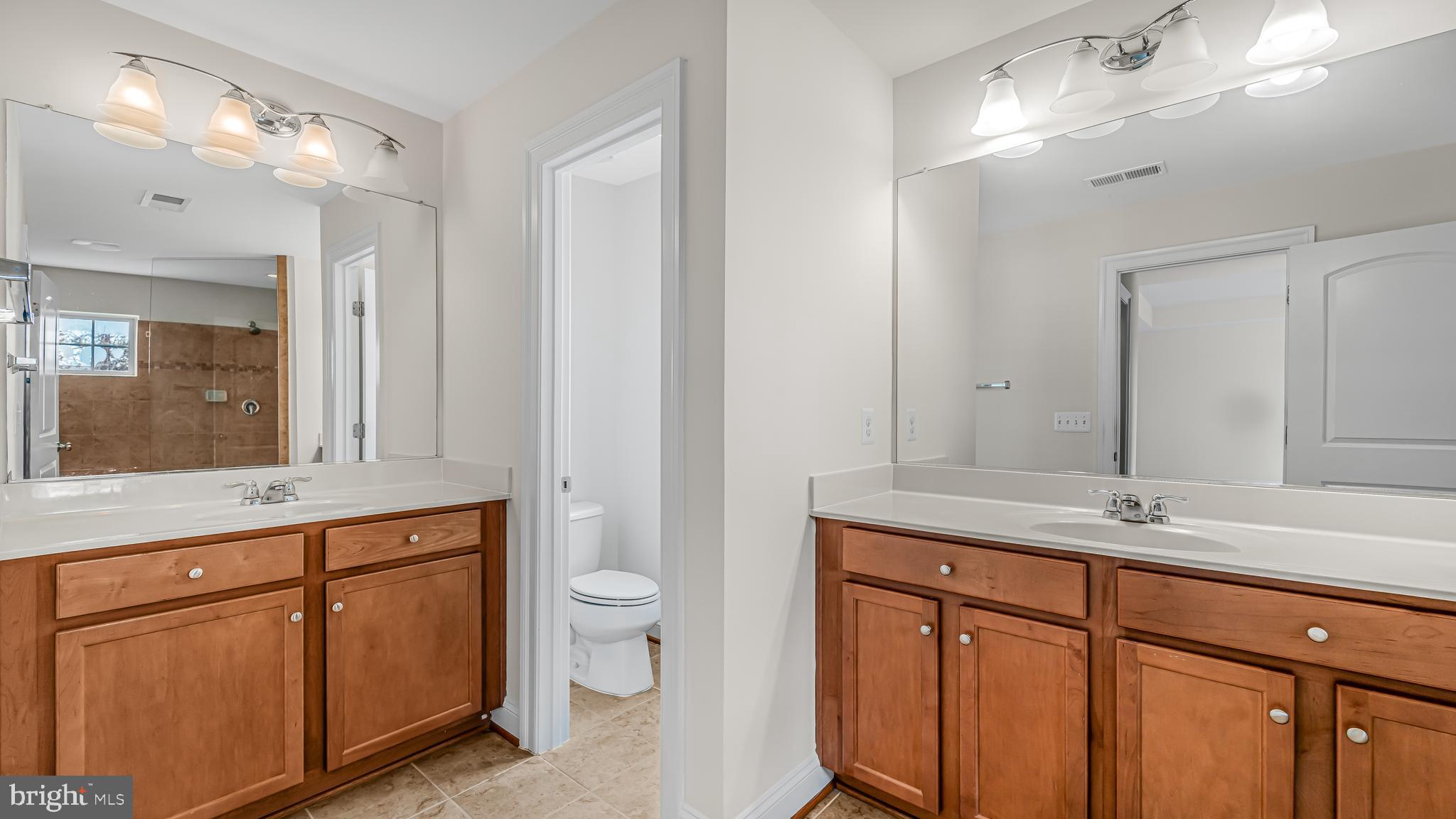 LIBERTY MANOR - Residential