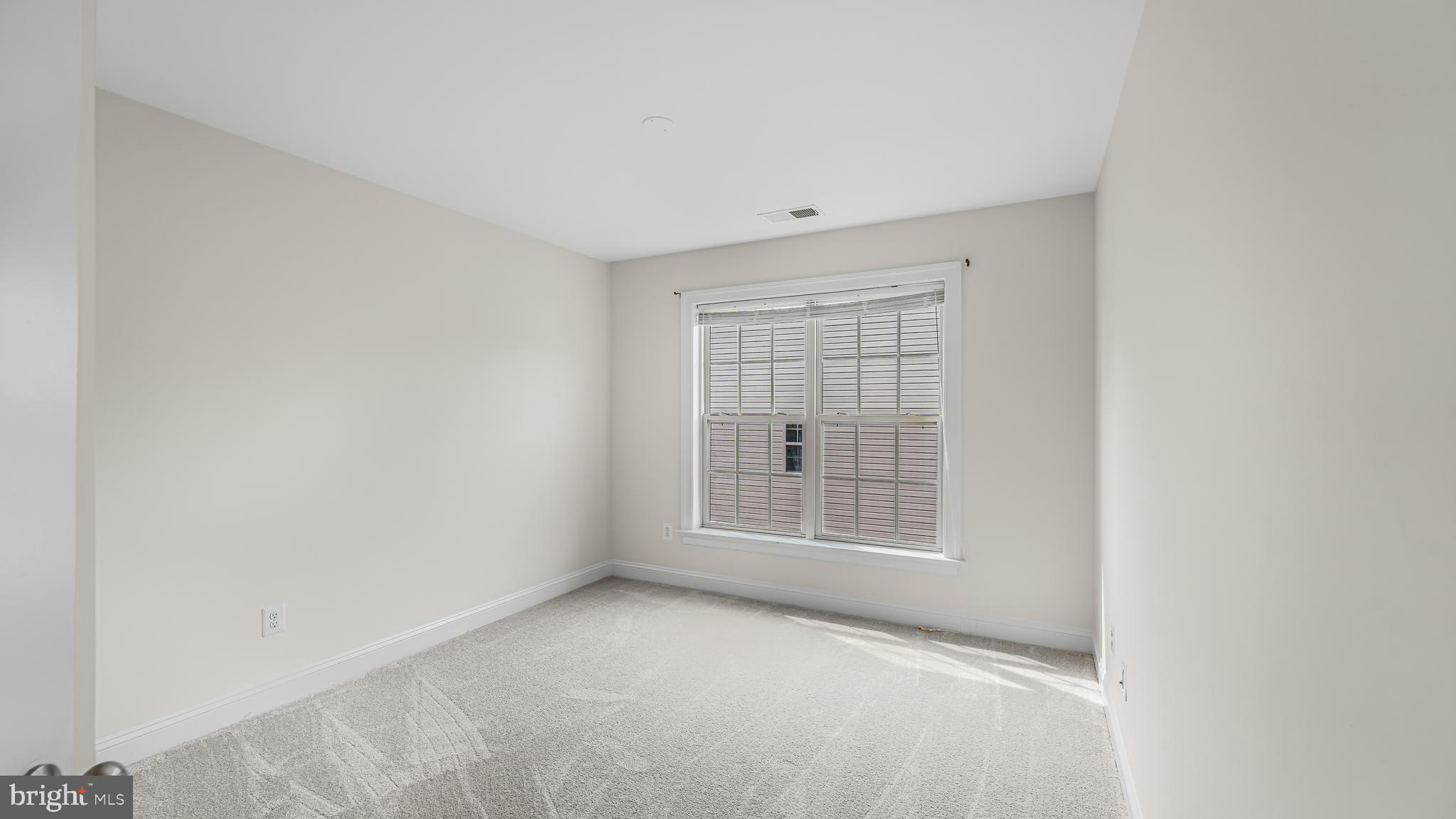 LIBERTY MANOR - Residential