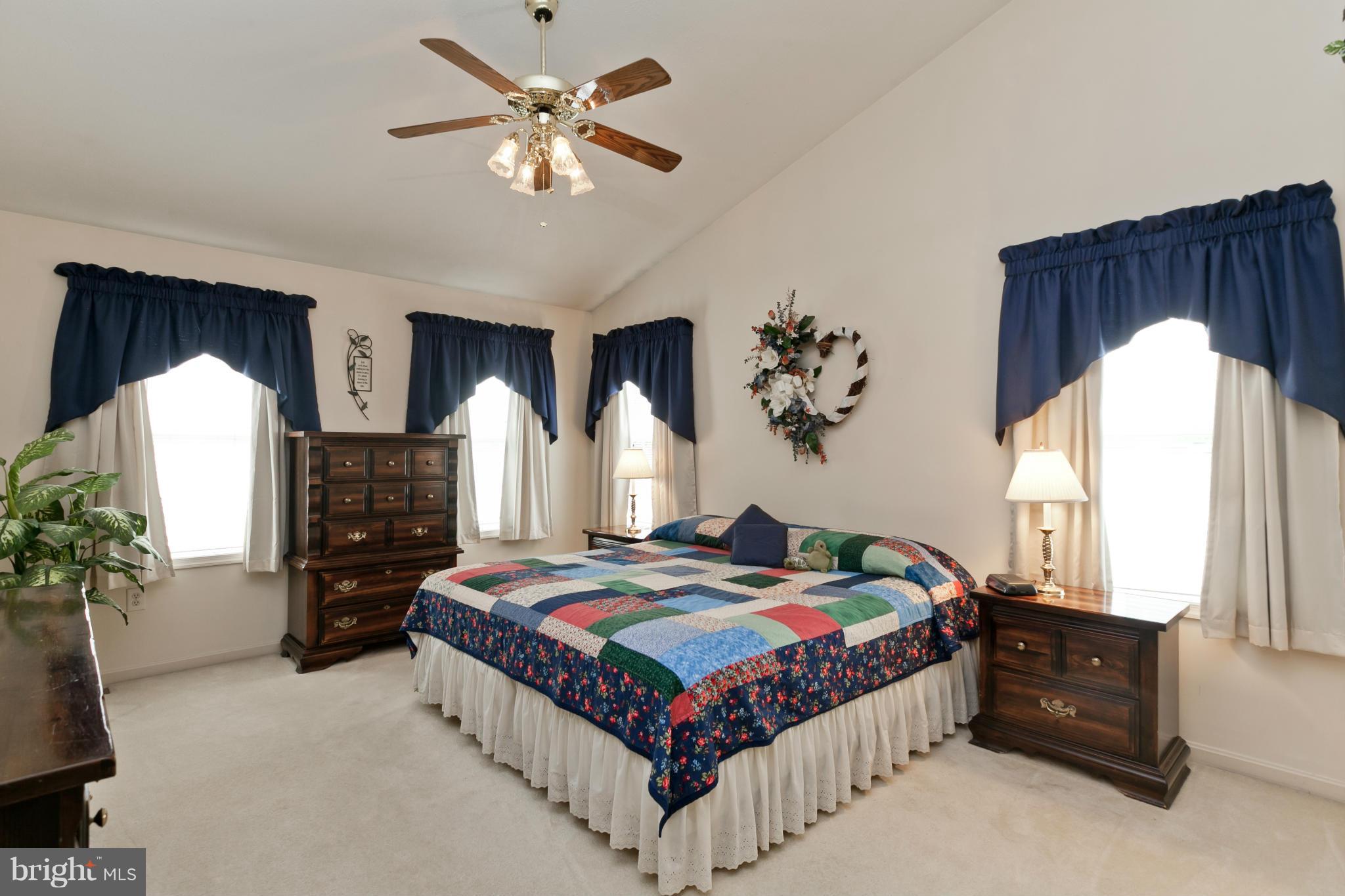 VAN LEAR - Residential