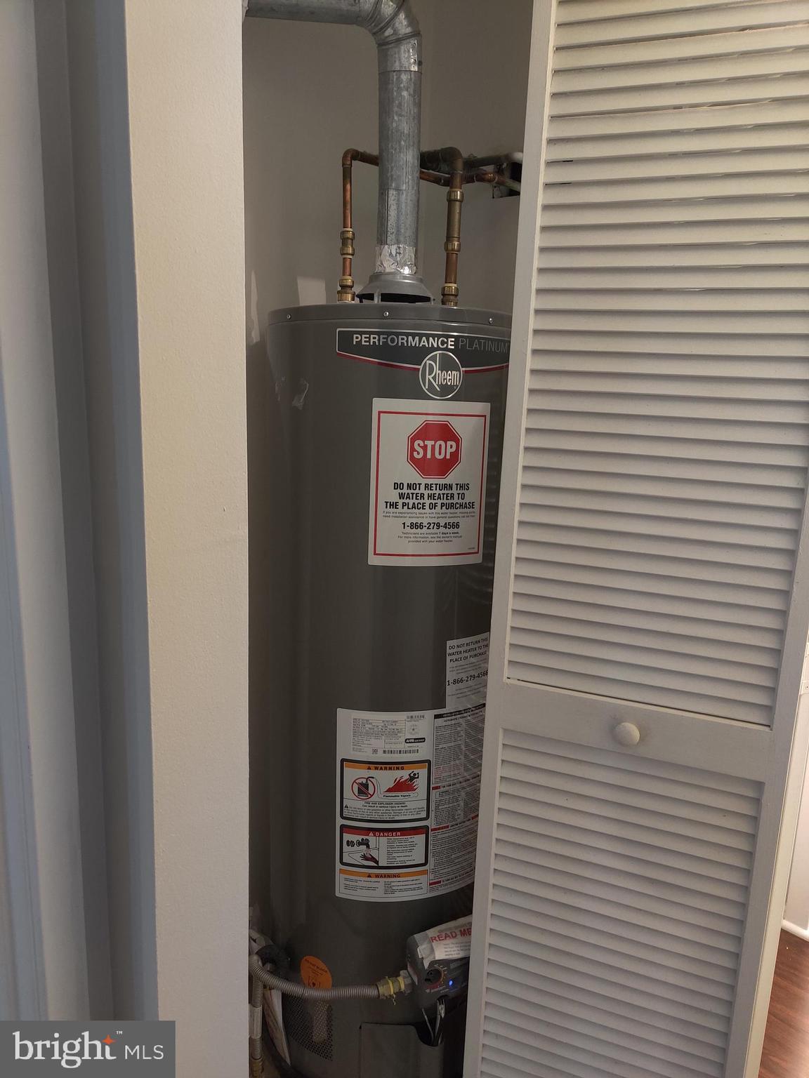 FOUNTAIN POINTE - Residential