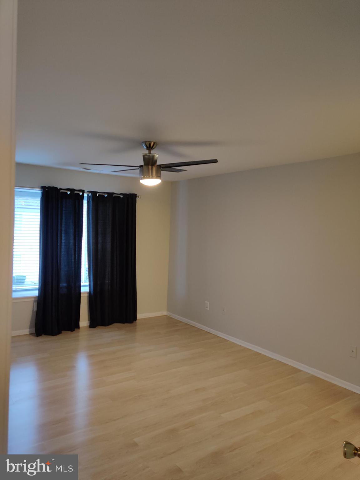 FOUNTAIN POINTE - Residential