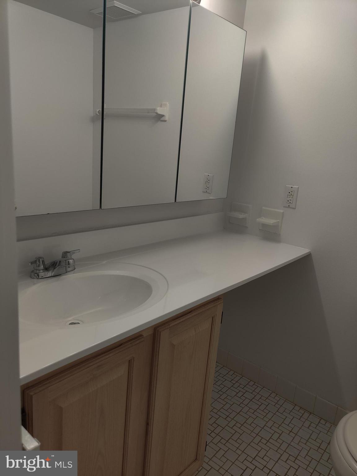 FOUNTAIN POINTE - Residential