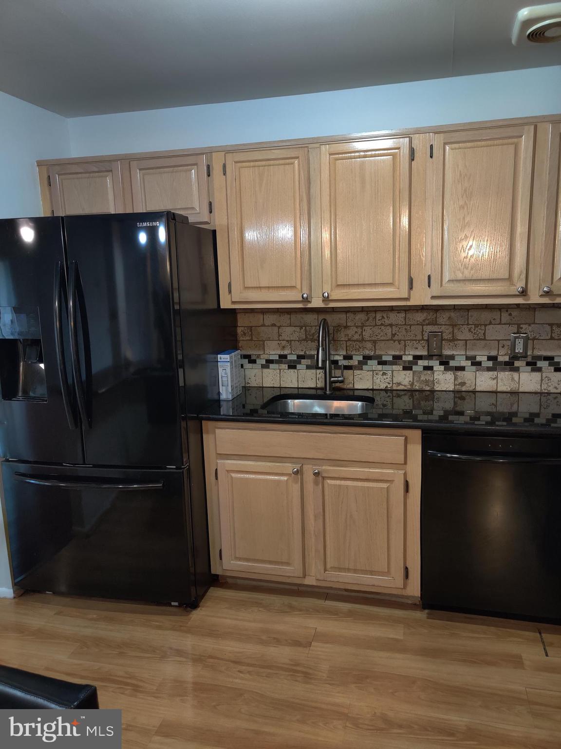 FOUNTAIN POINTE - Residential