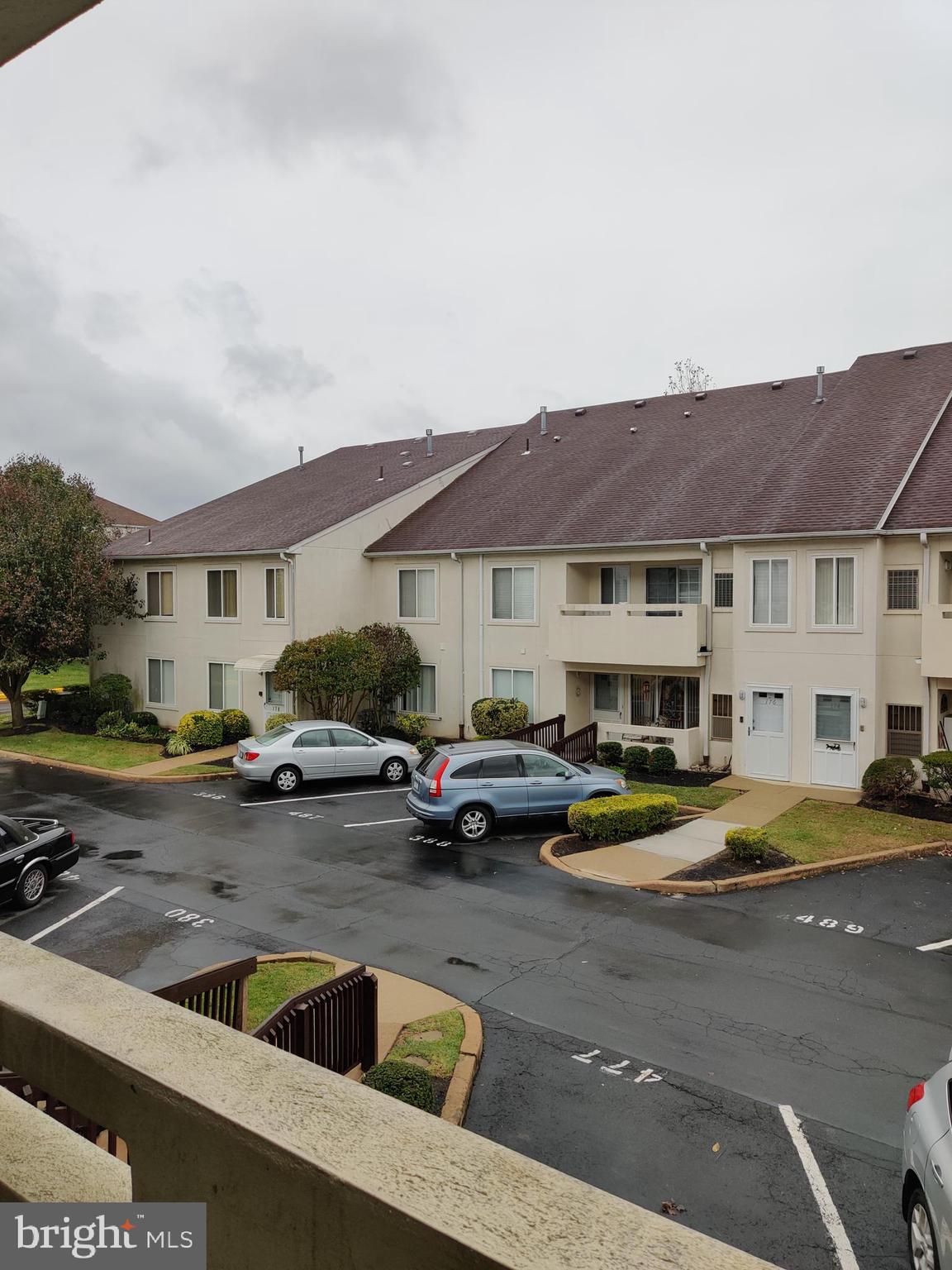 FOUNTAIN POINTE - Residential