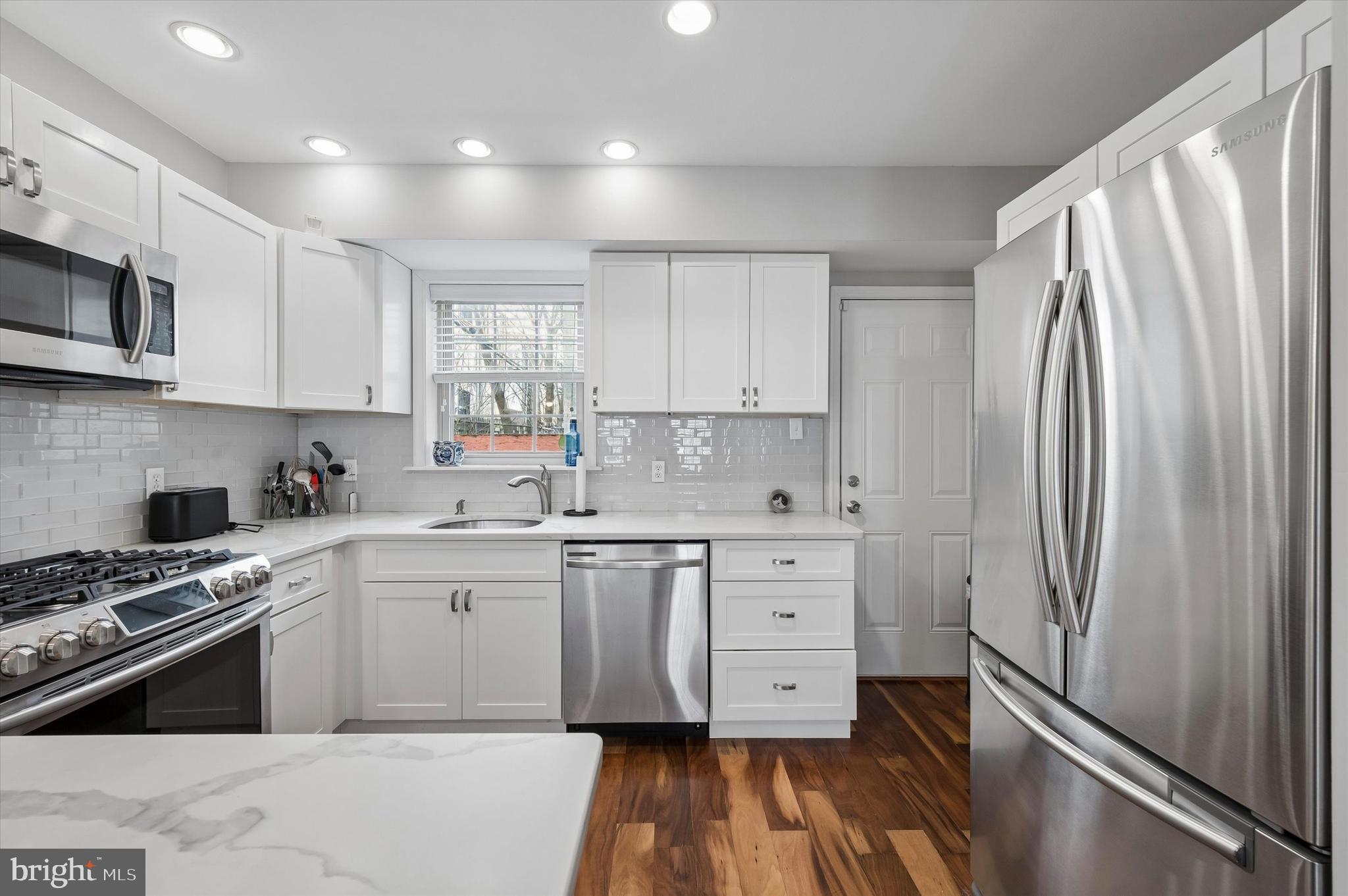 GRADUATE HOSPITAL - Residential