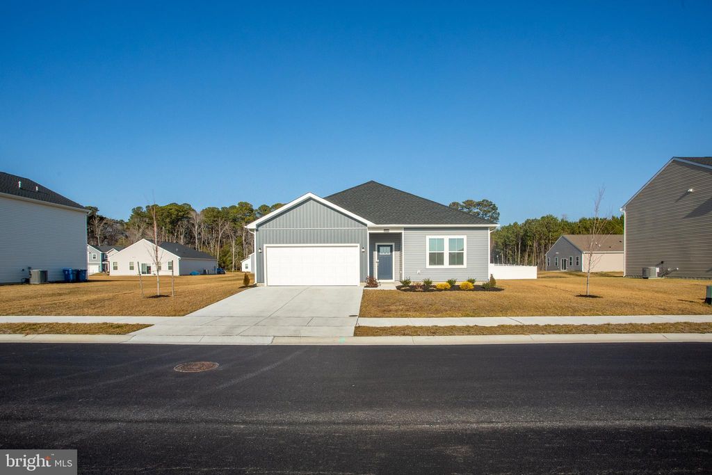 Photo of 32006 Downhaul Path, SELBYVILLE, DE 19975 (MLS # DESU2102702)