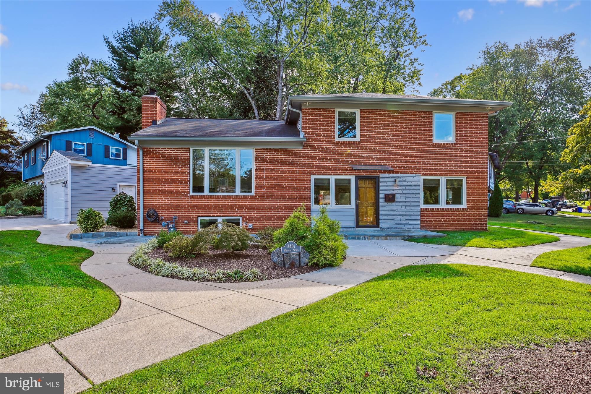 KENSINGTON KNOLLS - Residential