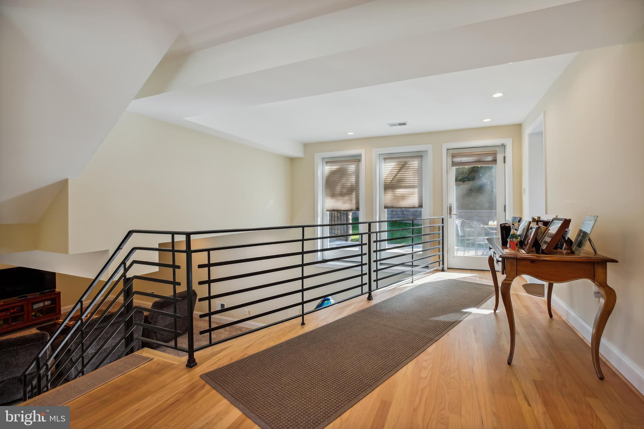 KENSINGTON KNOLLS - Residential