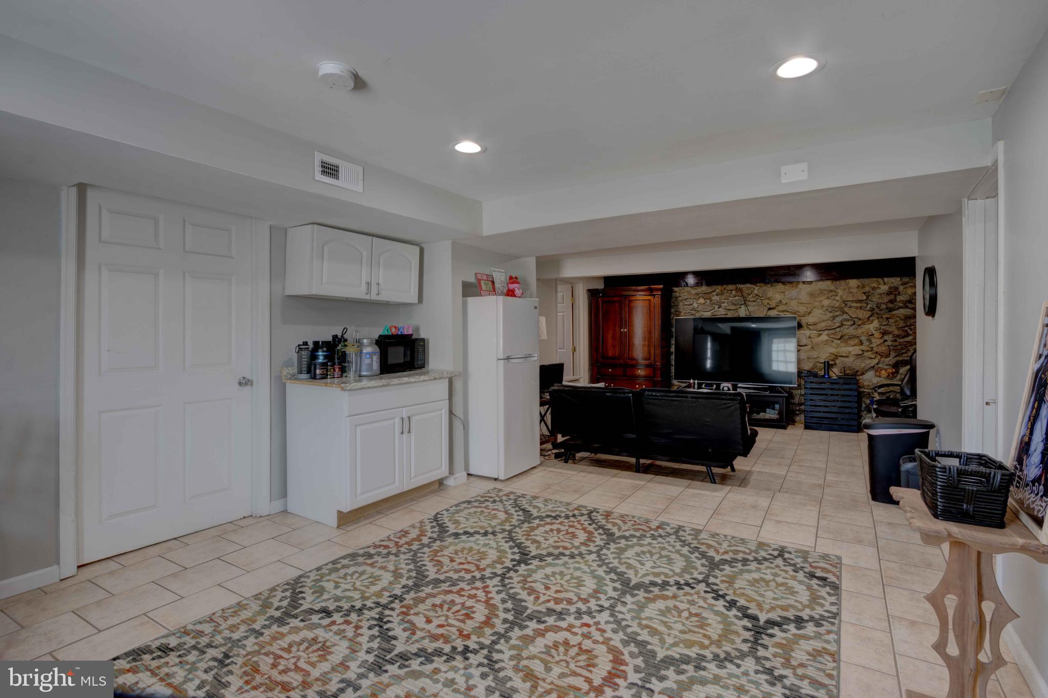 DOWNTOWN - Residential