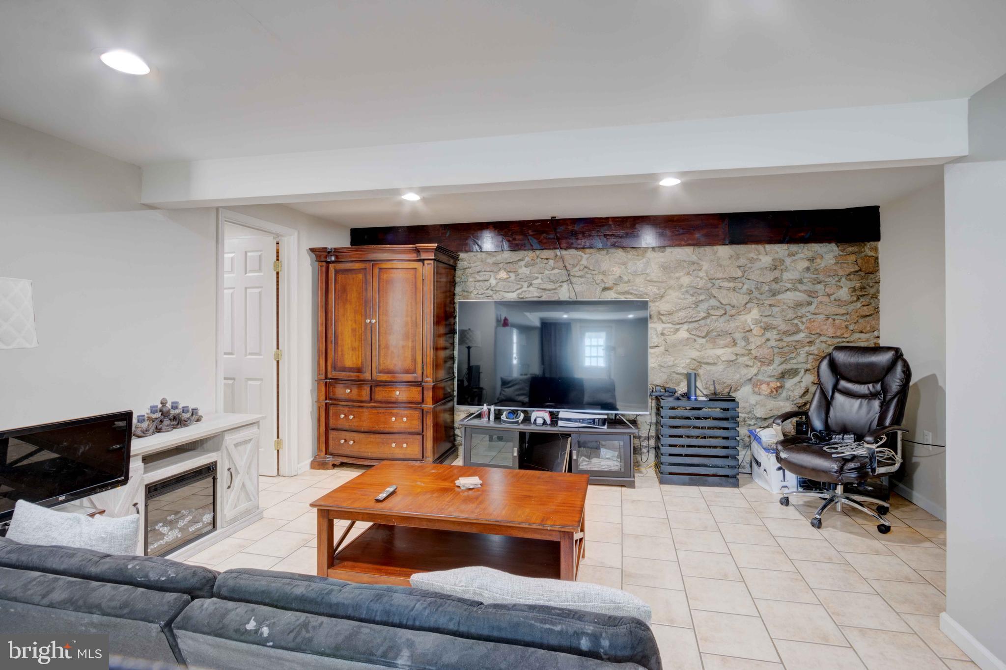 DOWNTOWN - Residential