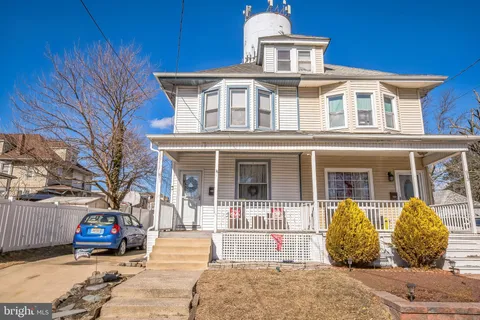 911 Gaunt Street, Gloucester City, NJ MLS: NJCD2086524